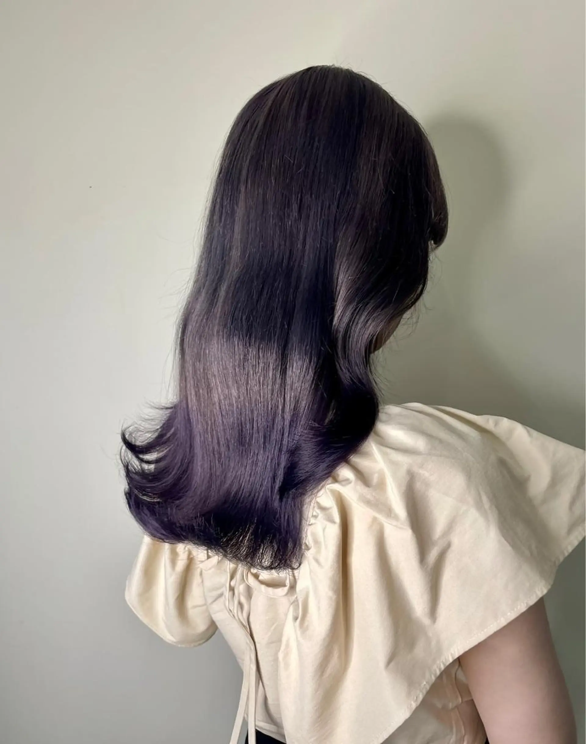 ロング ワンホンレイヤー 福岡天神RAIRAのヘアスタイル