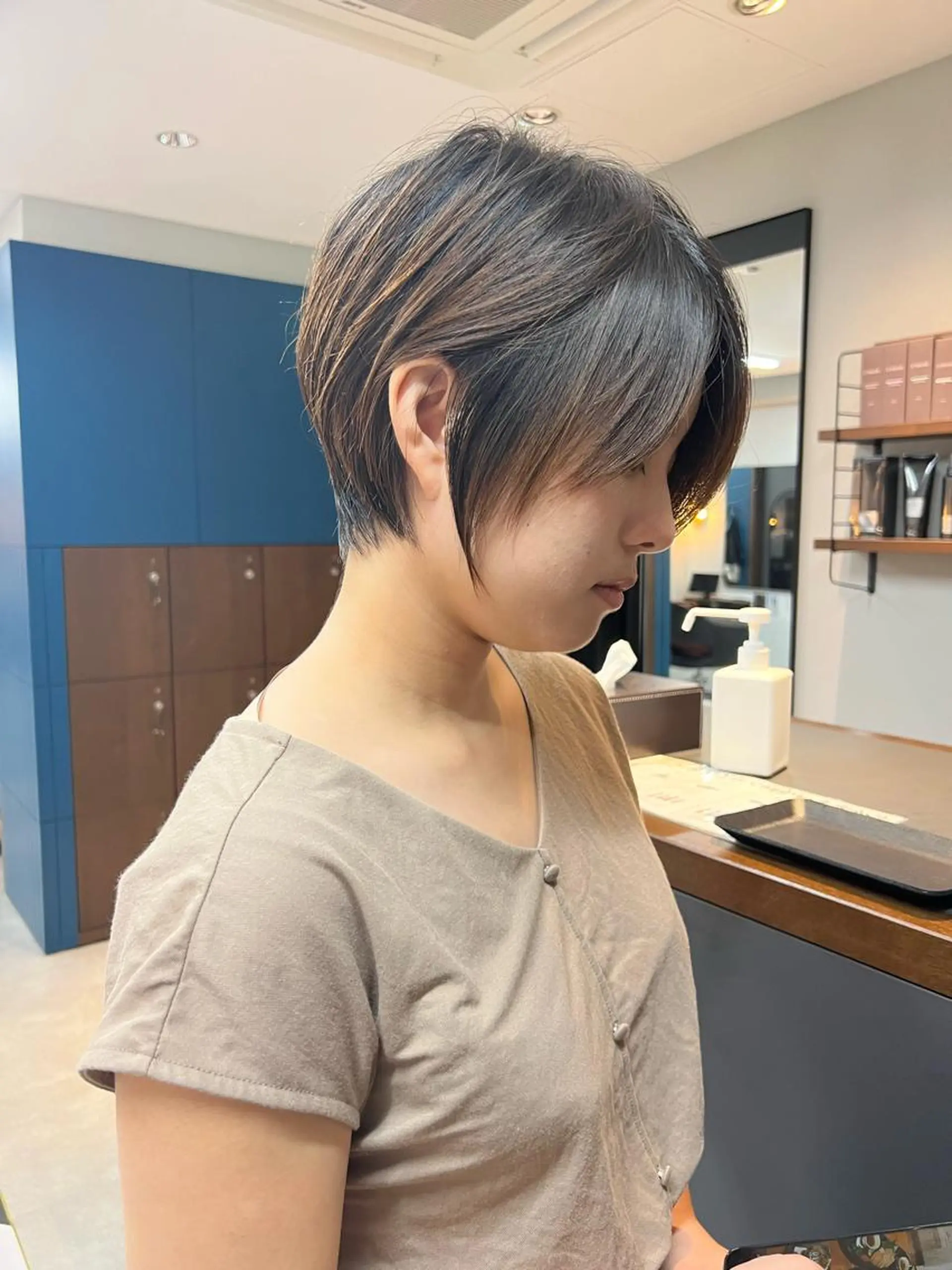 ショート 癖毛女子が推薦✨ 美髪メイク美容師のヘアスタイル