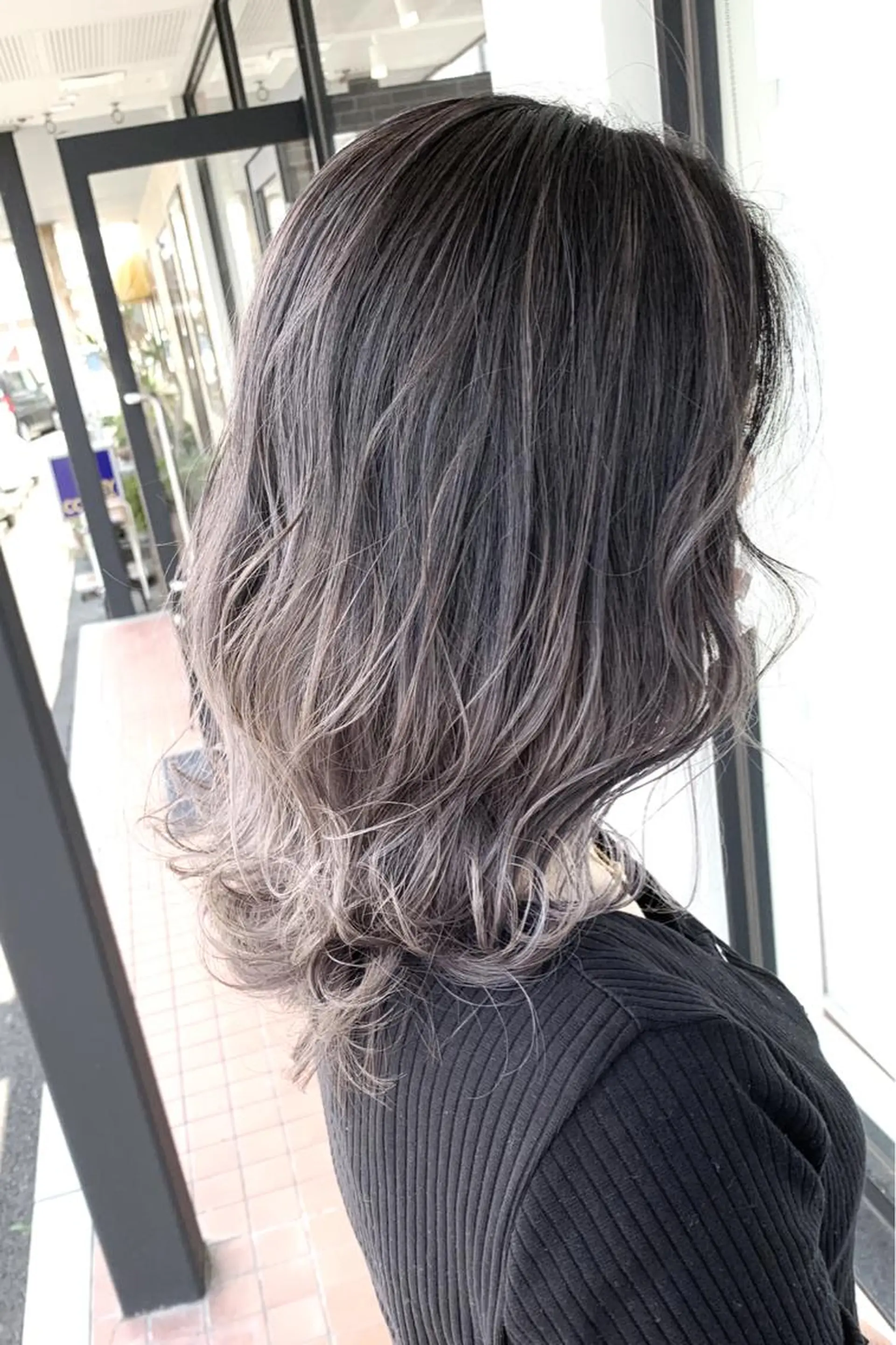 カラー バレイヤージュ シルバー カット ヘアカラー トリートメント APSEE メンズカラー特化のヘアスタイル