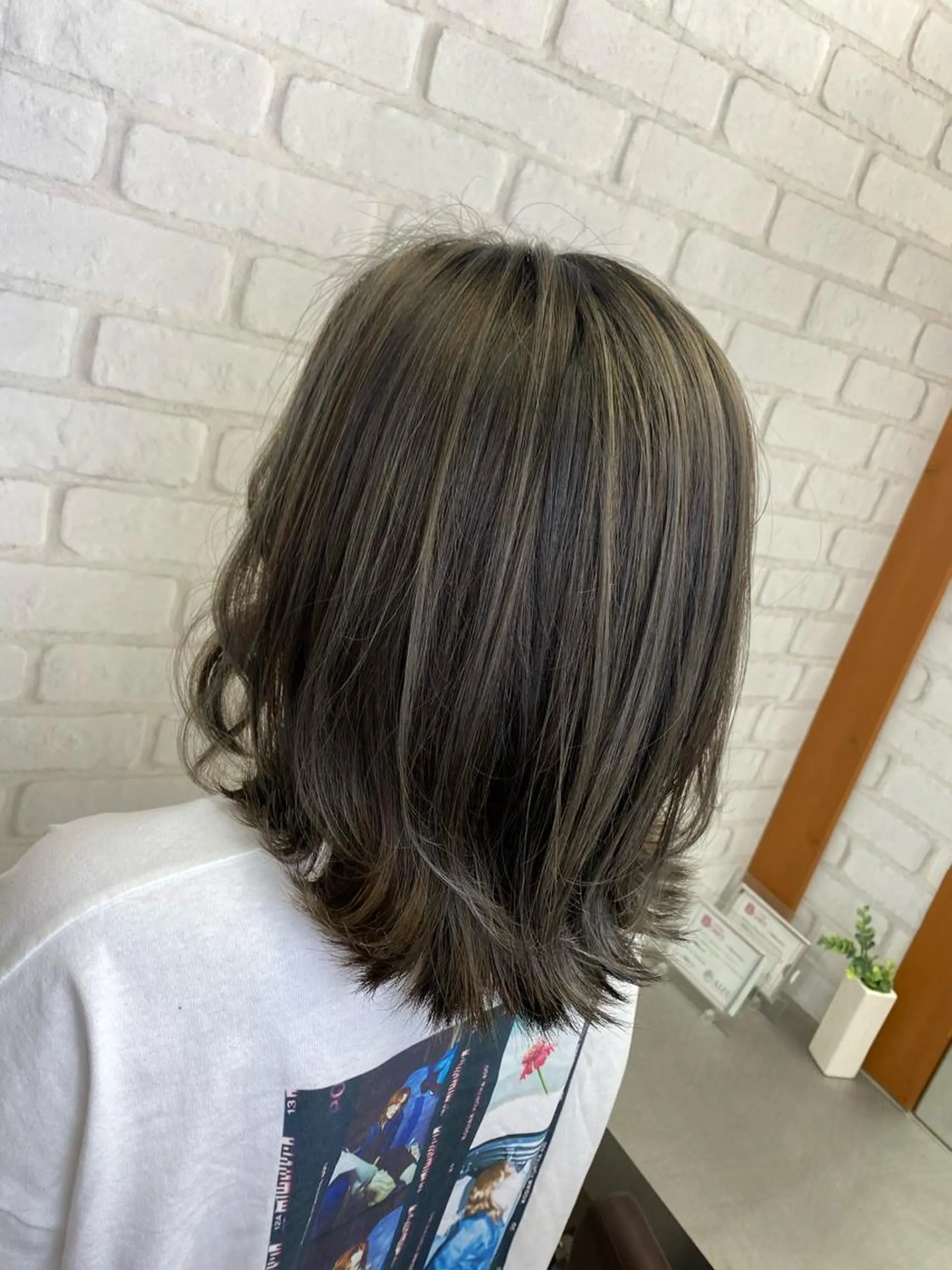 ミディアム カラー ブリーチカラー🫧 森　凪沙のヘアスタイル