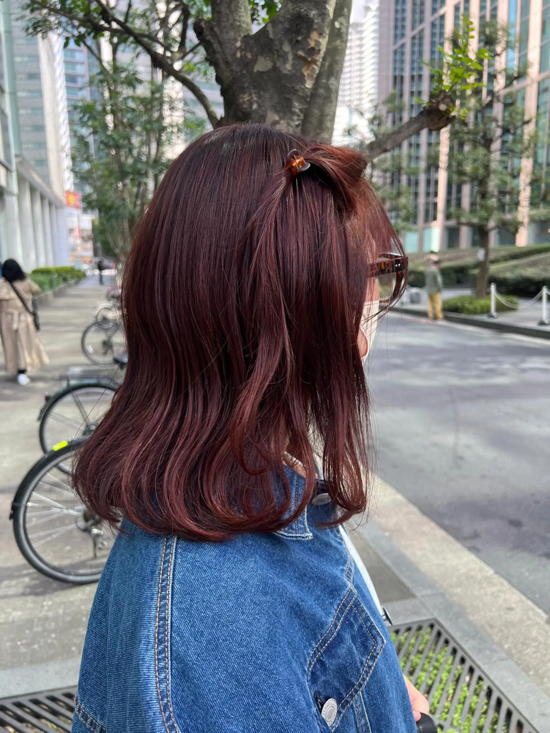 ミディアム カラー ブリーチ ブリーチなしカラー レッドカラー beleefric 🩵チセのヘアスタイル