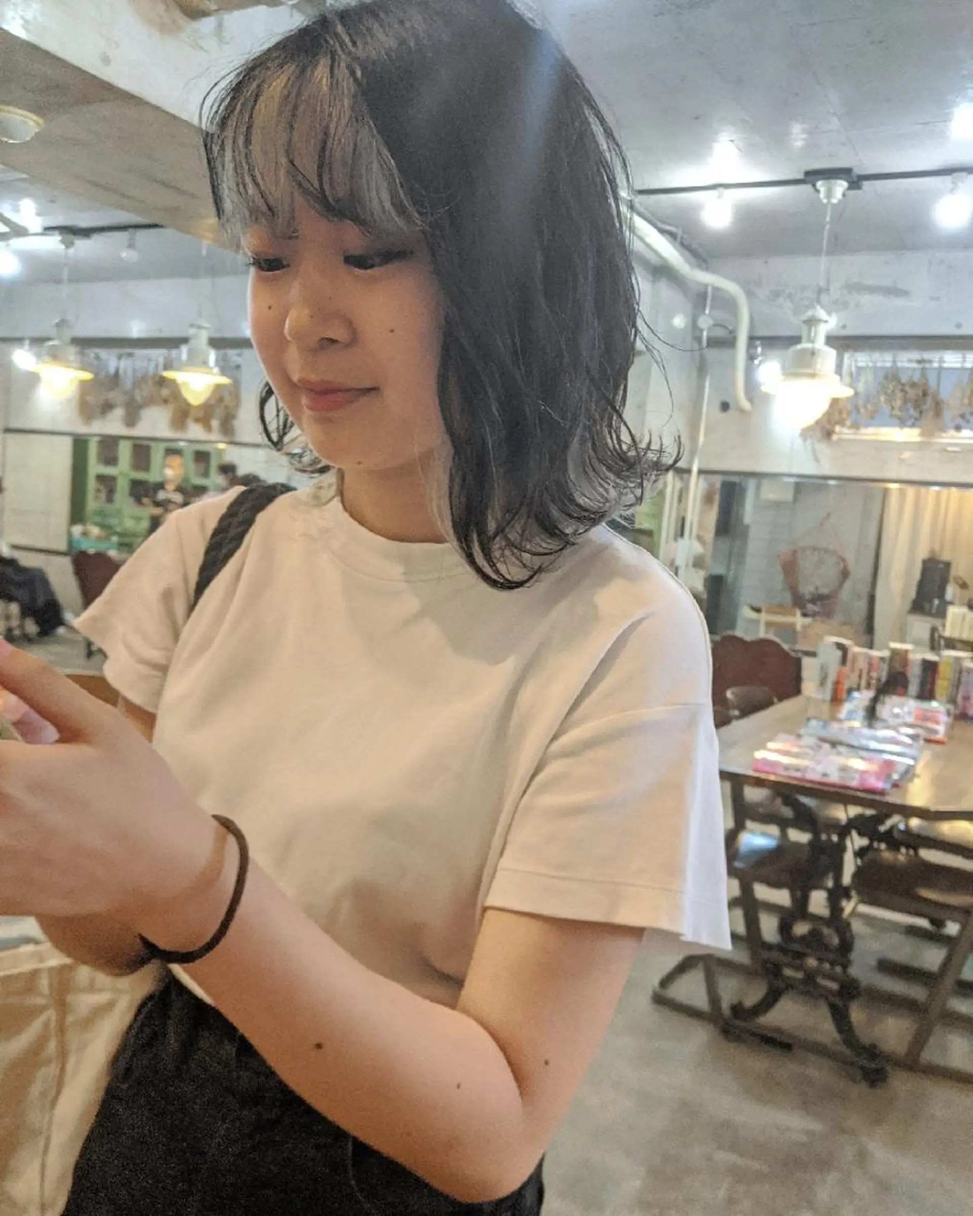 ミディアム カラー ヘアアレンジ mowen RUIのヘアスタイル