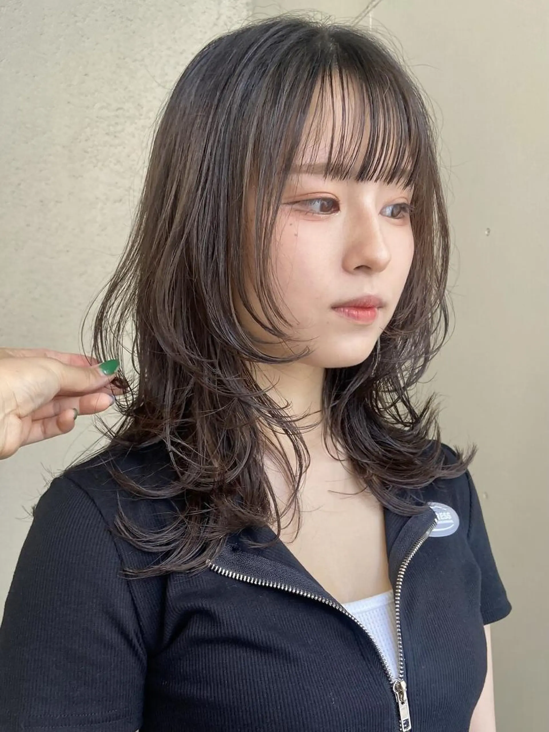 セミロング カラー パーマ ヘアアレンジ メンズ メンズバレイヤージュ メンズブリーチ センターパート フェードカット メンズハイライト ハイトーン/レイヤー 🌸さくらのヘアスタイル