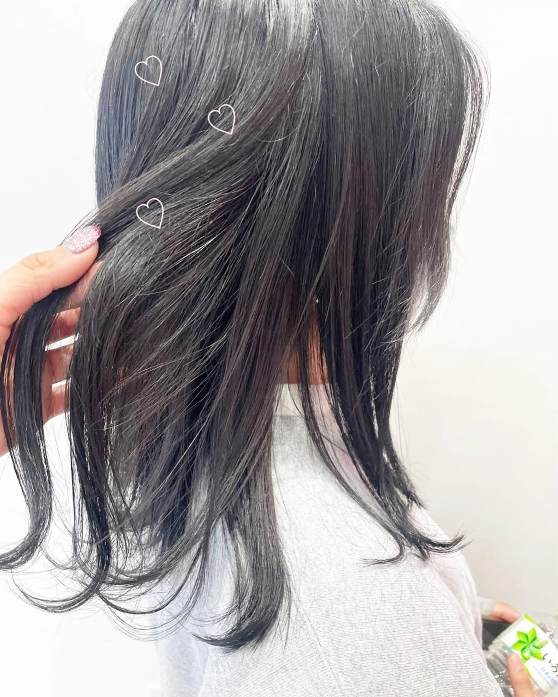 ミディアム カラー ダークグレー 新宿駅近♡個室 ♡関口三都季🌜のヘアスタイル