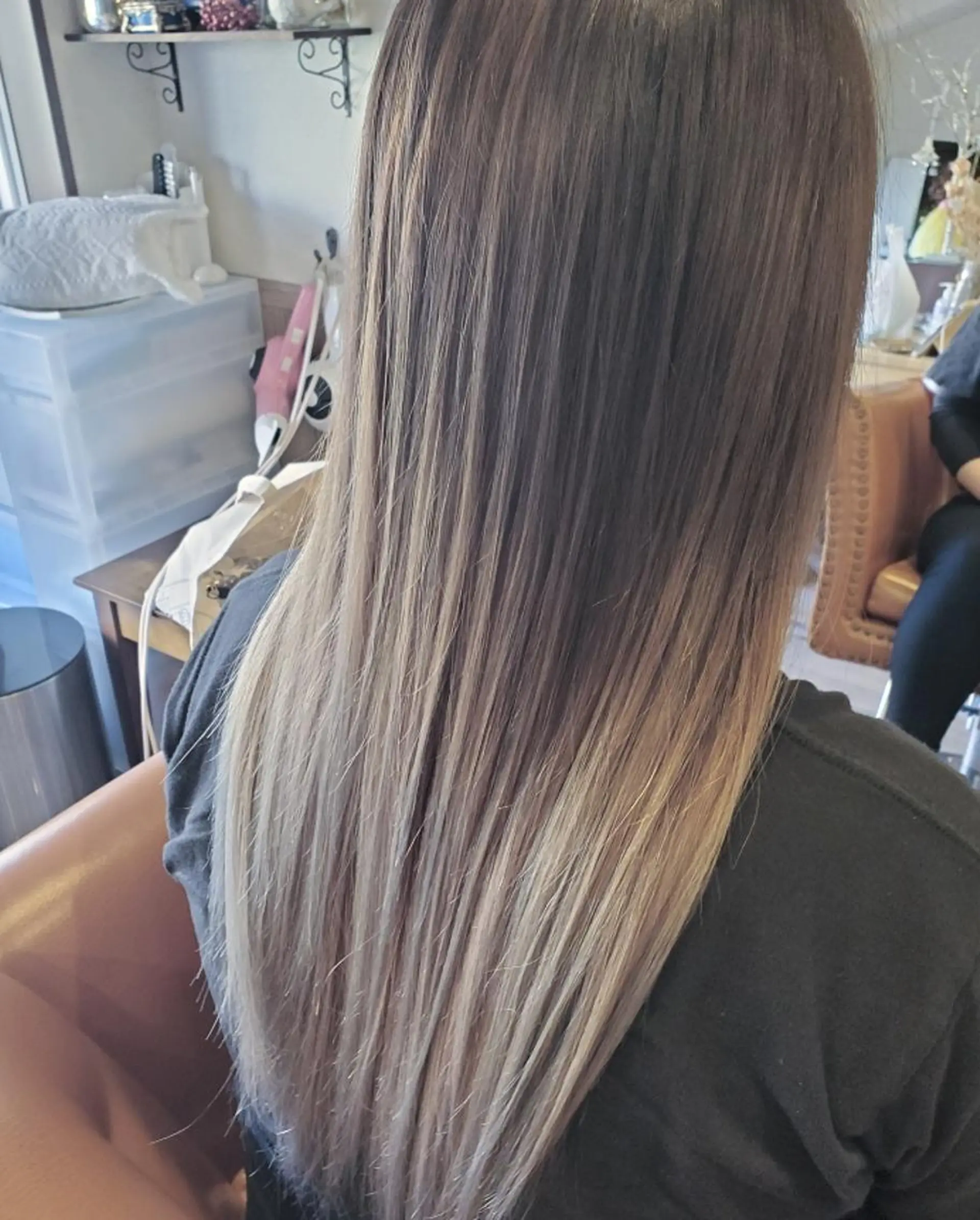 ロング カラー アディクシーカラー ブリーチ グラデーションカラー ハイライトカラー 外国人風カラー ヘアカラー spa hair ark 富井直美のヘアスタイル
