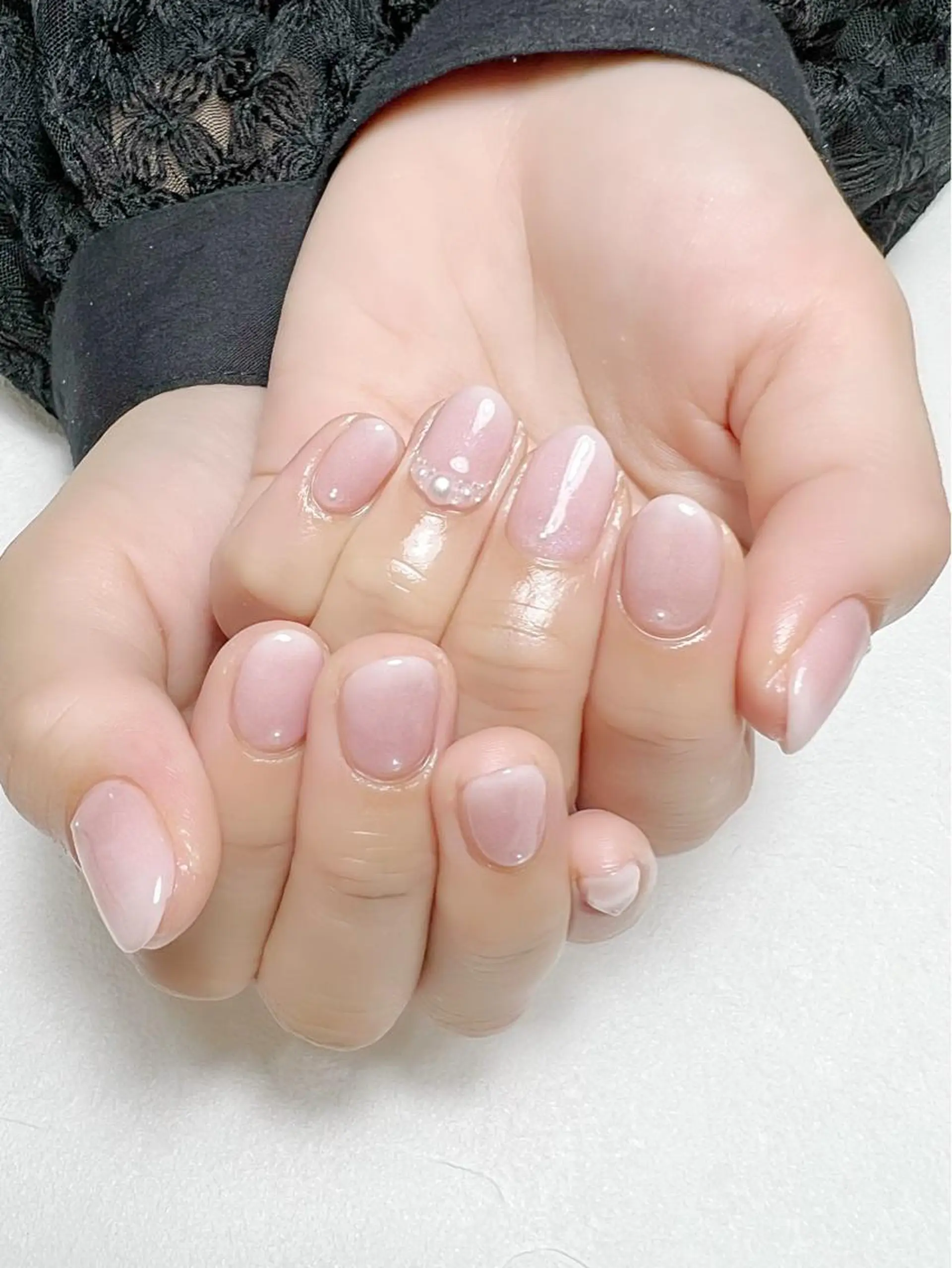 ネイル ガーリー オフィスネイル rouse nail RISATOのネイルデザイン