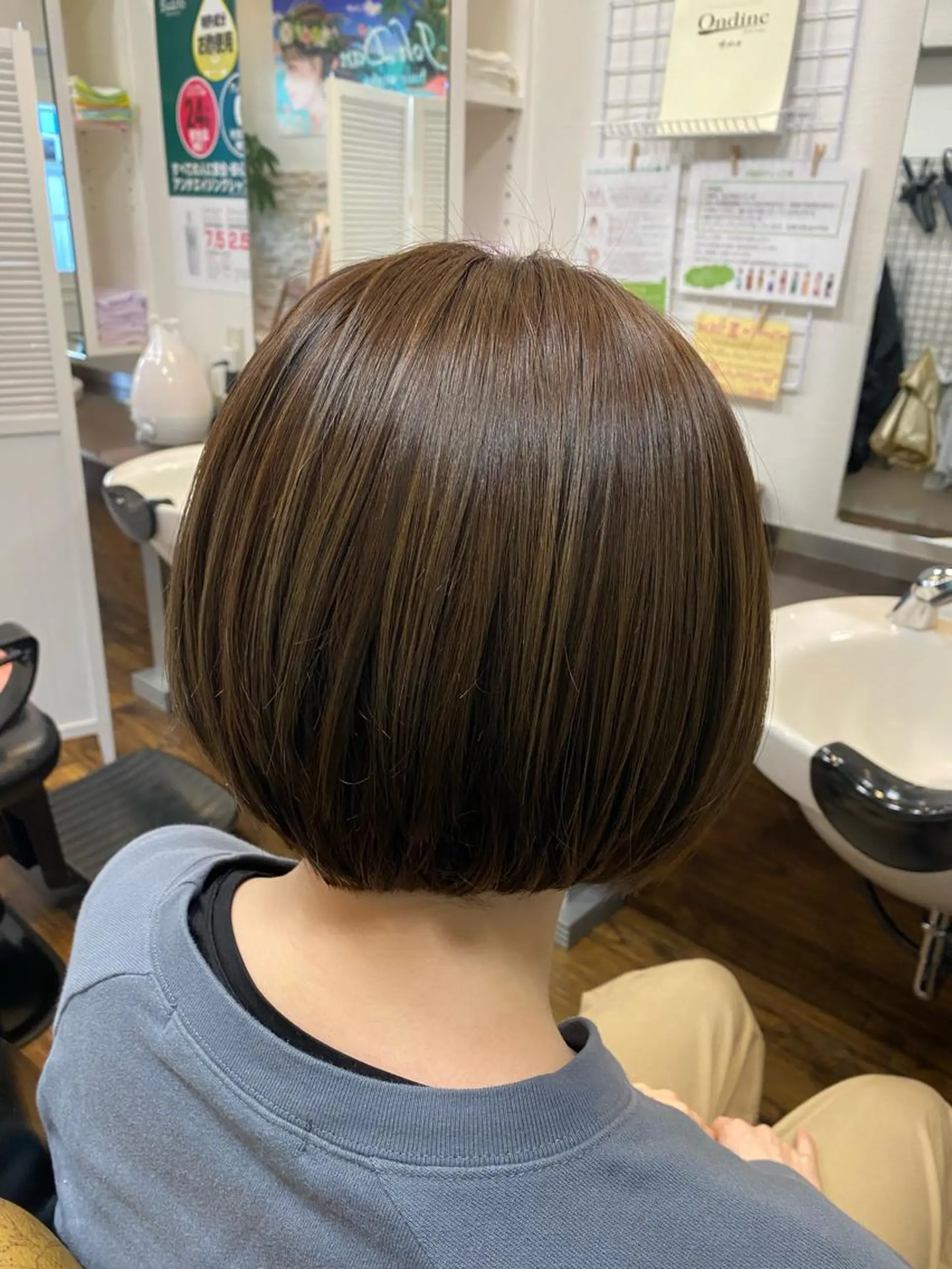 ショート カラー ブリーチ ブラウンカラー ブリーチなしカラー 髪質改善特化美容師 酸性ストレート近藤俊のヘアスタイル