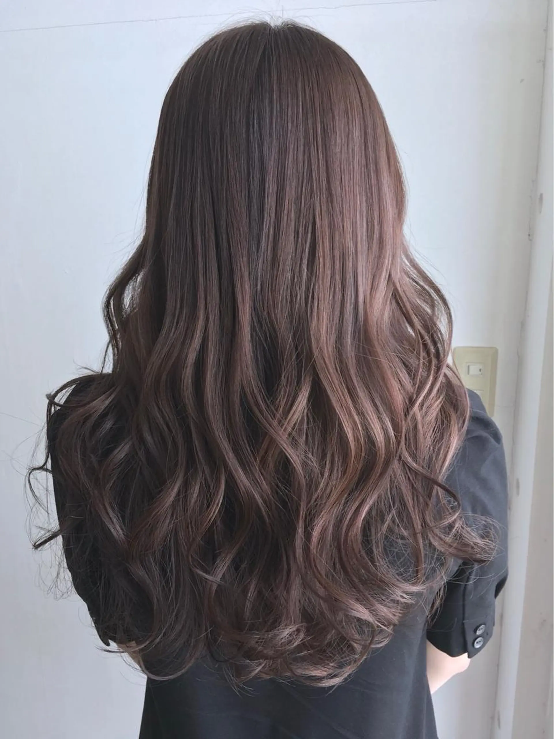 ロング カラー グレージュ ヘアカラー トリートメント ヘアセット yoshi ☆のヘアスタイル