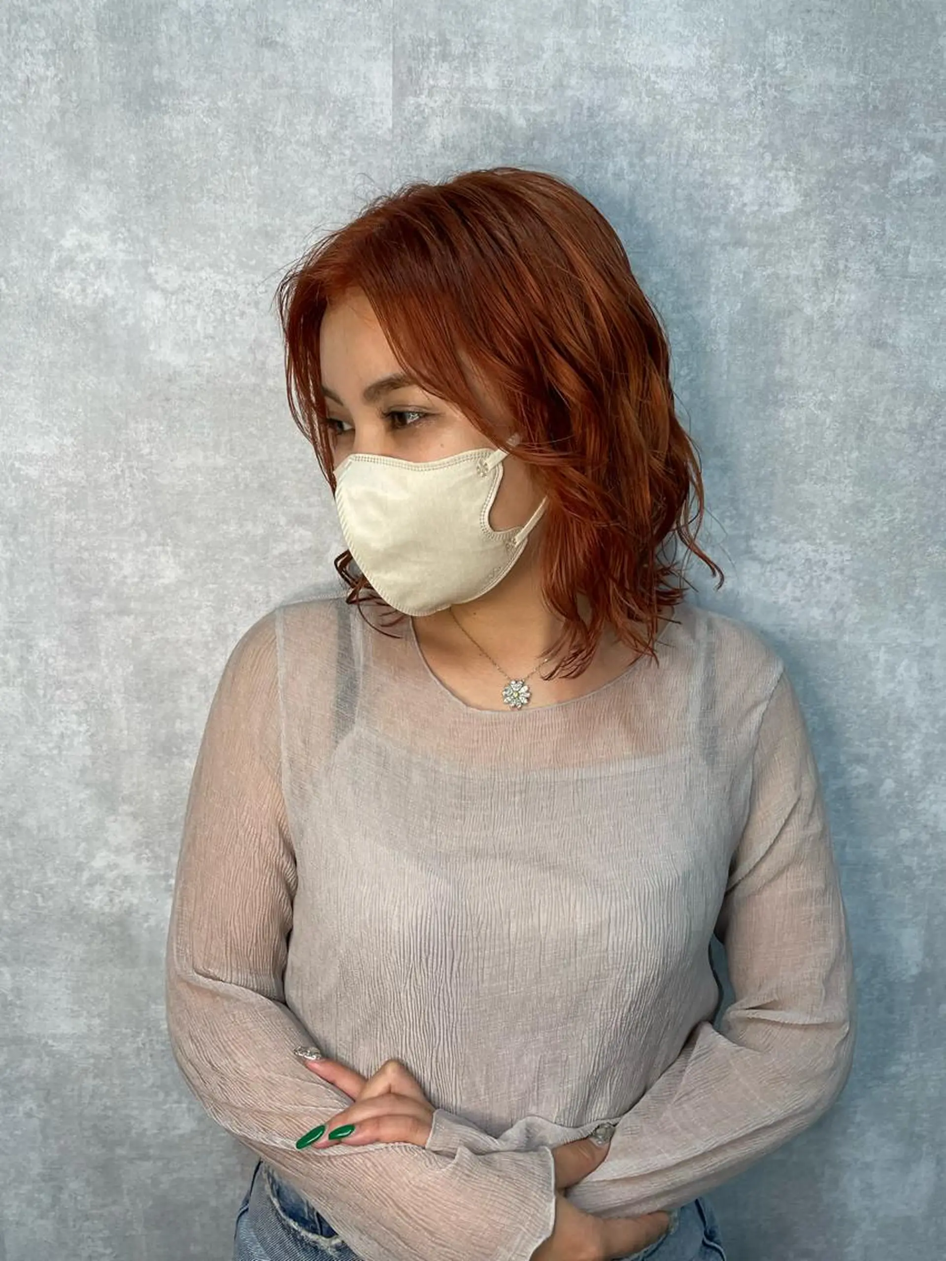 ショート 切りっぱなしボブ ショートボブ ハンサムショート 丸みショート アッシュ カット ヘアカラー トリートメント モテ髪/ボブ/ショー ト/アダチフウトのヘアスタイル