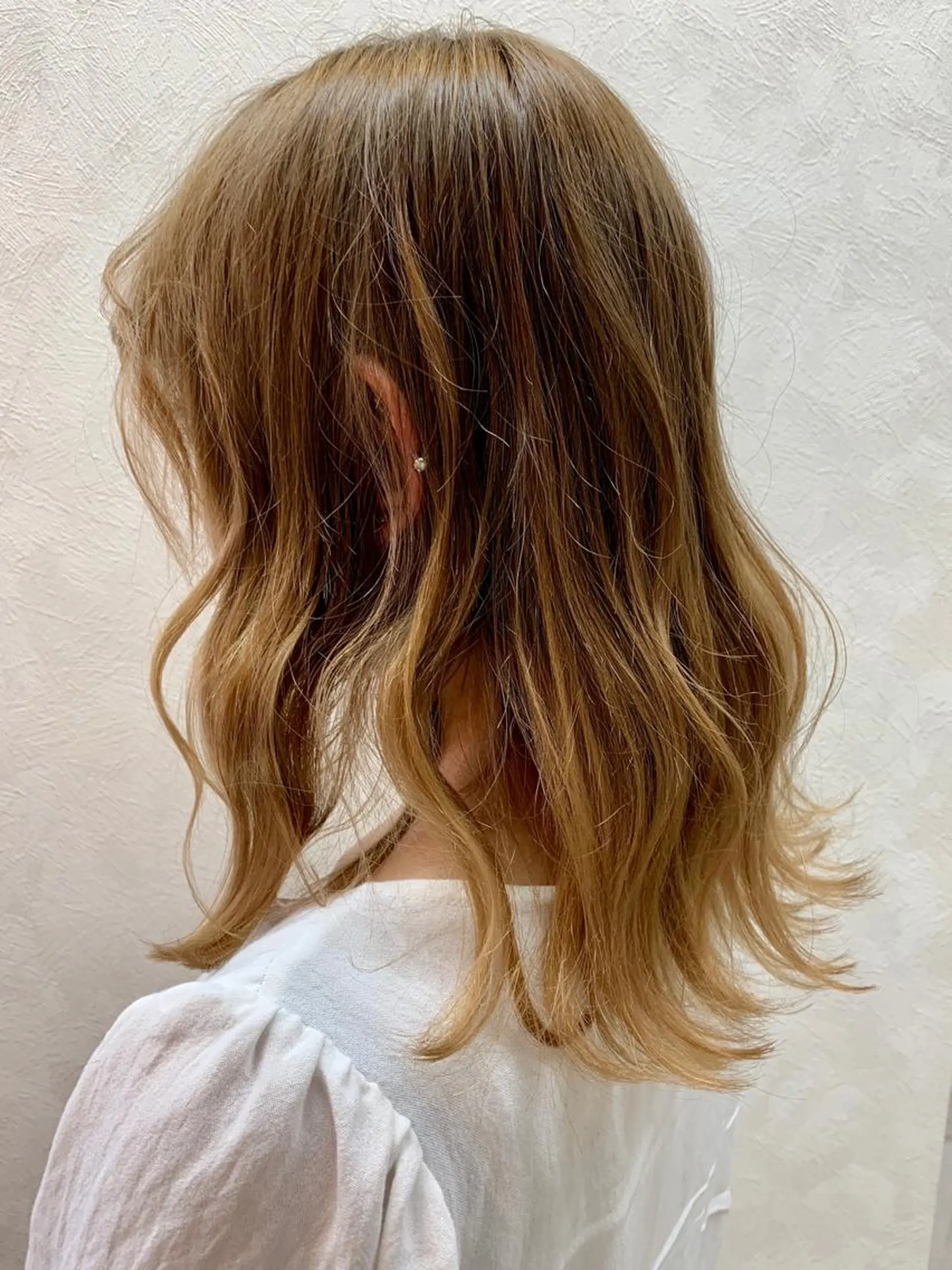 セミロング ヘアアレンジ 加藤 遥花のヘアスタイル