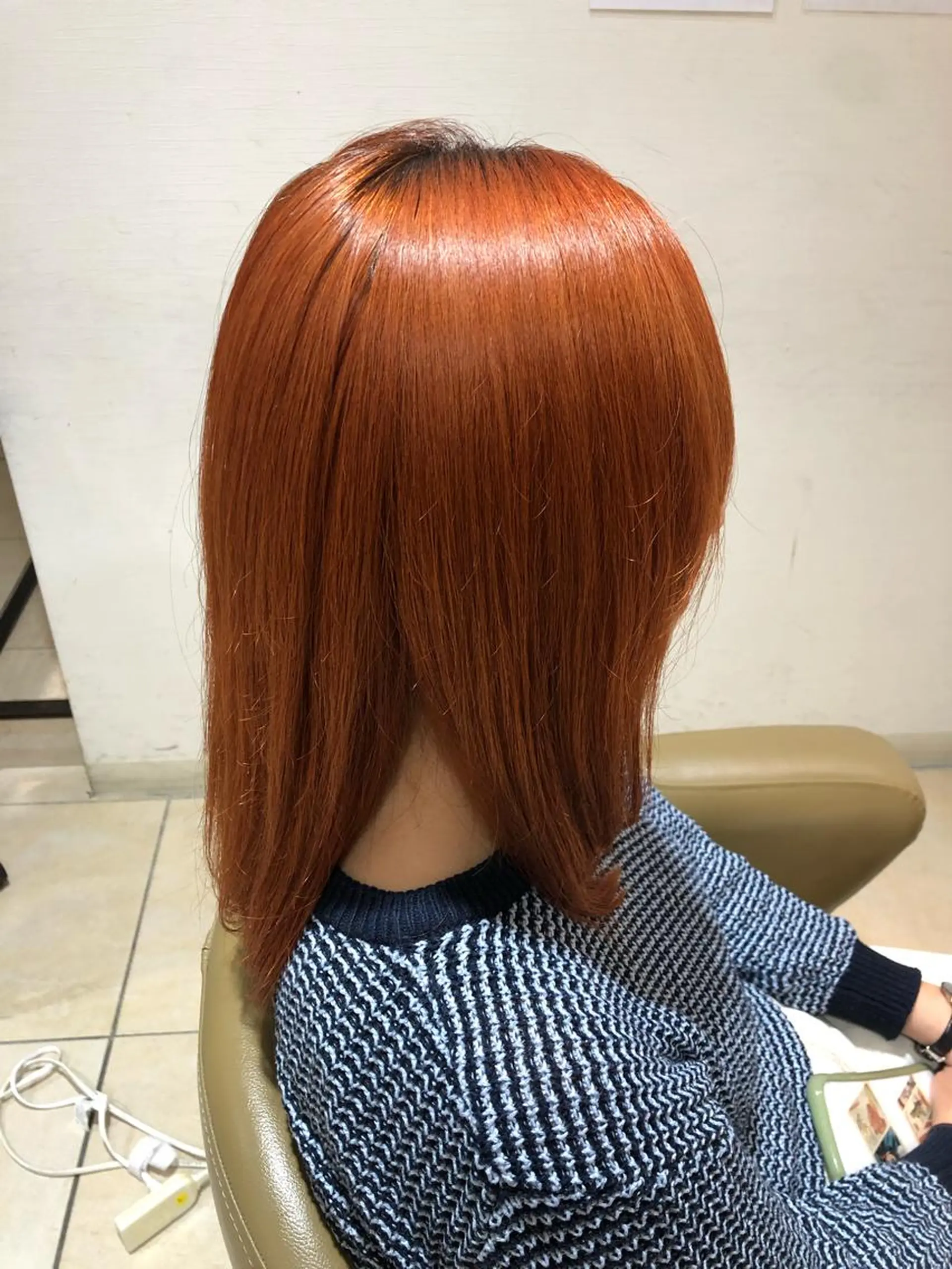 ミディアム カラー ブリーチ オレンジ nanako /レイヤーカットのヘアスタイル