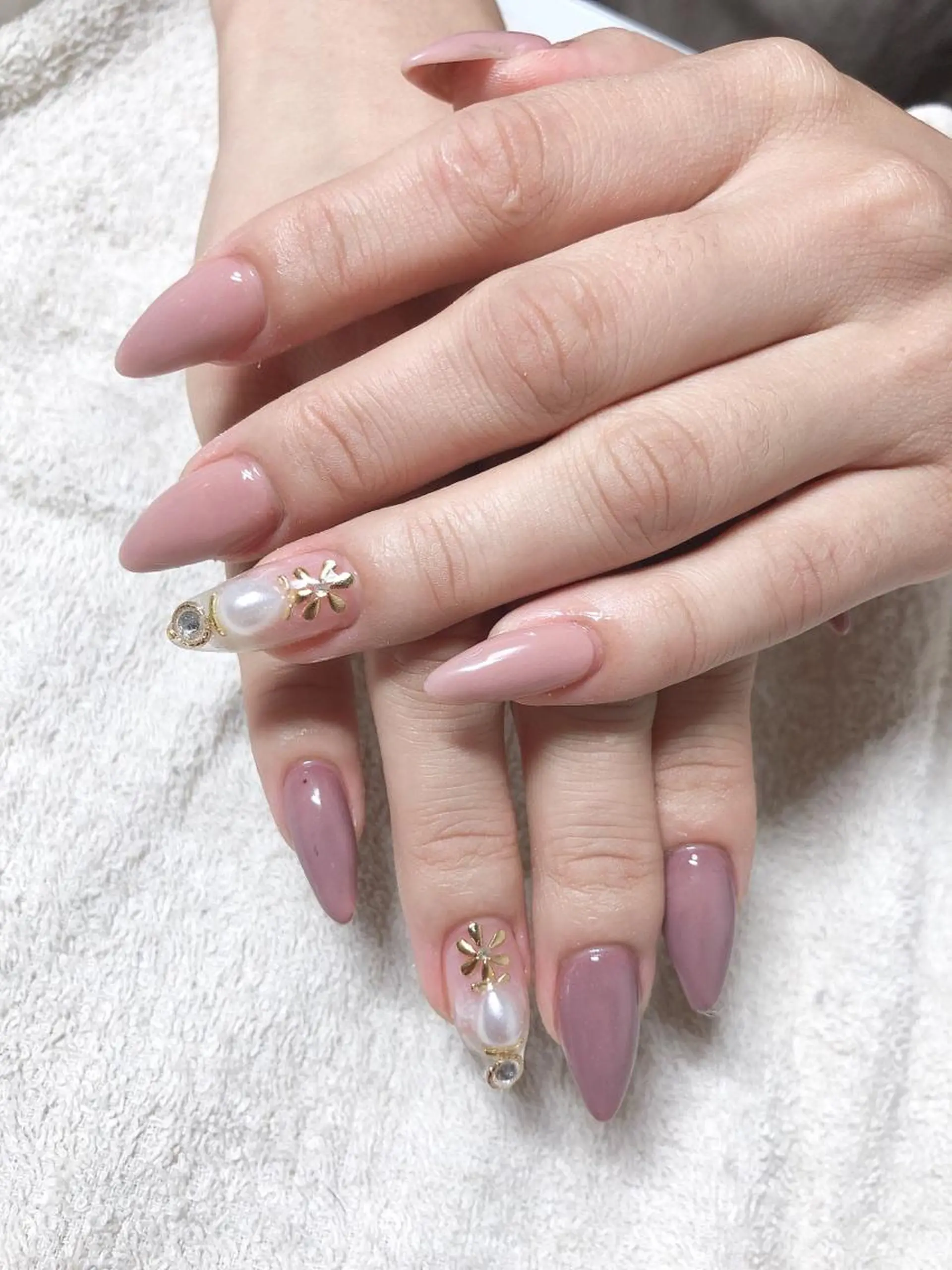 ミディアム ネイル ハンドネイル 《LB》ラブリエ Nail&eyeのマツエク・マツパデザイン