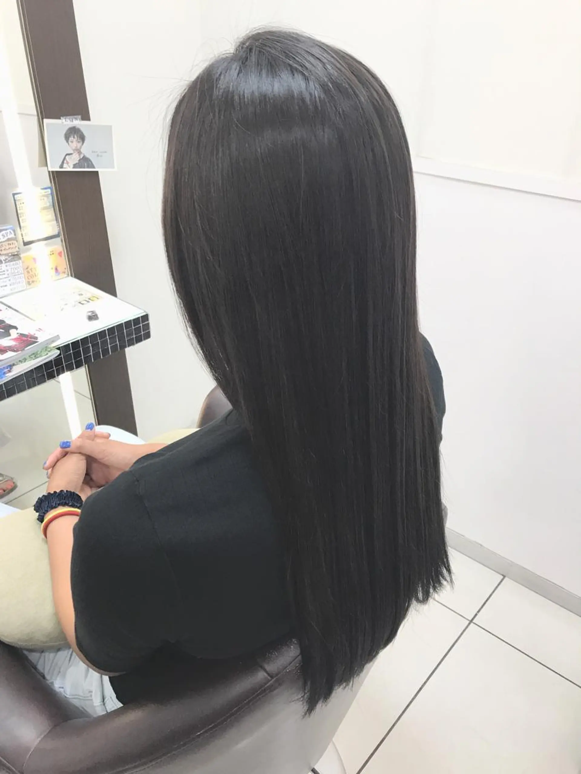 ロング カラー 縮毛矯正 馴染ませNo.1🧃 エクステ・アレンジのヘアスタイル