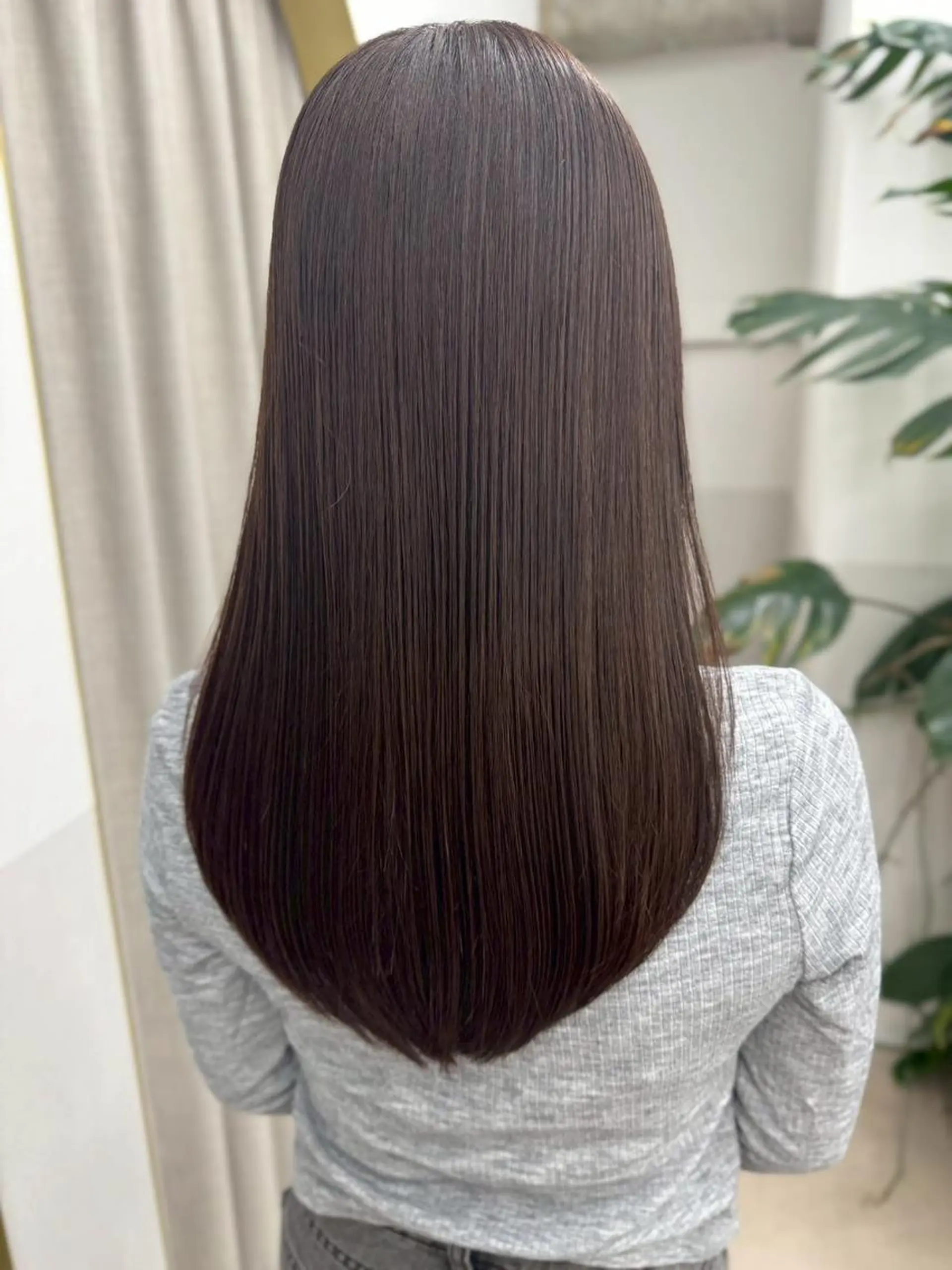 ロング カラー ショートボブ アッシュ ブリーチ ダークアッシュ ダブルカラー カット ヘアカラー トリートメント newi hauoli札幌駅前のヘアスタイル