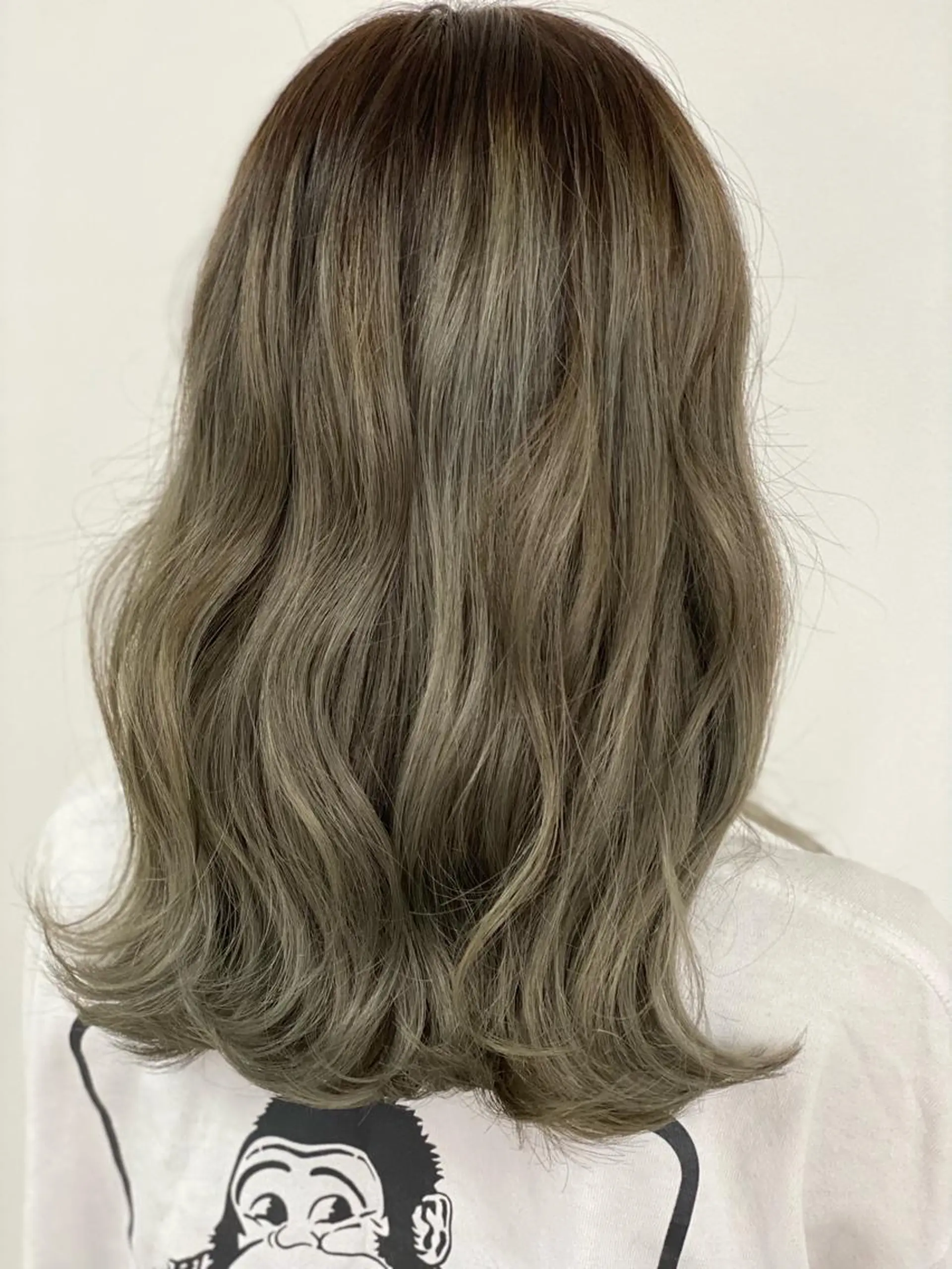 ミディアム 🌿佐山 絵梨佳🌿 Recharme新保のヘアスタイル