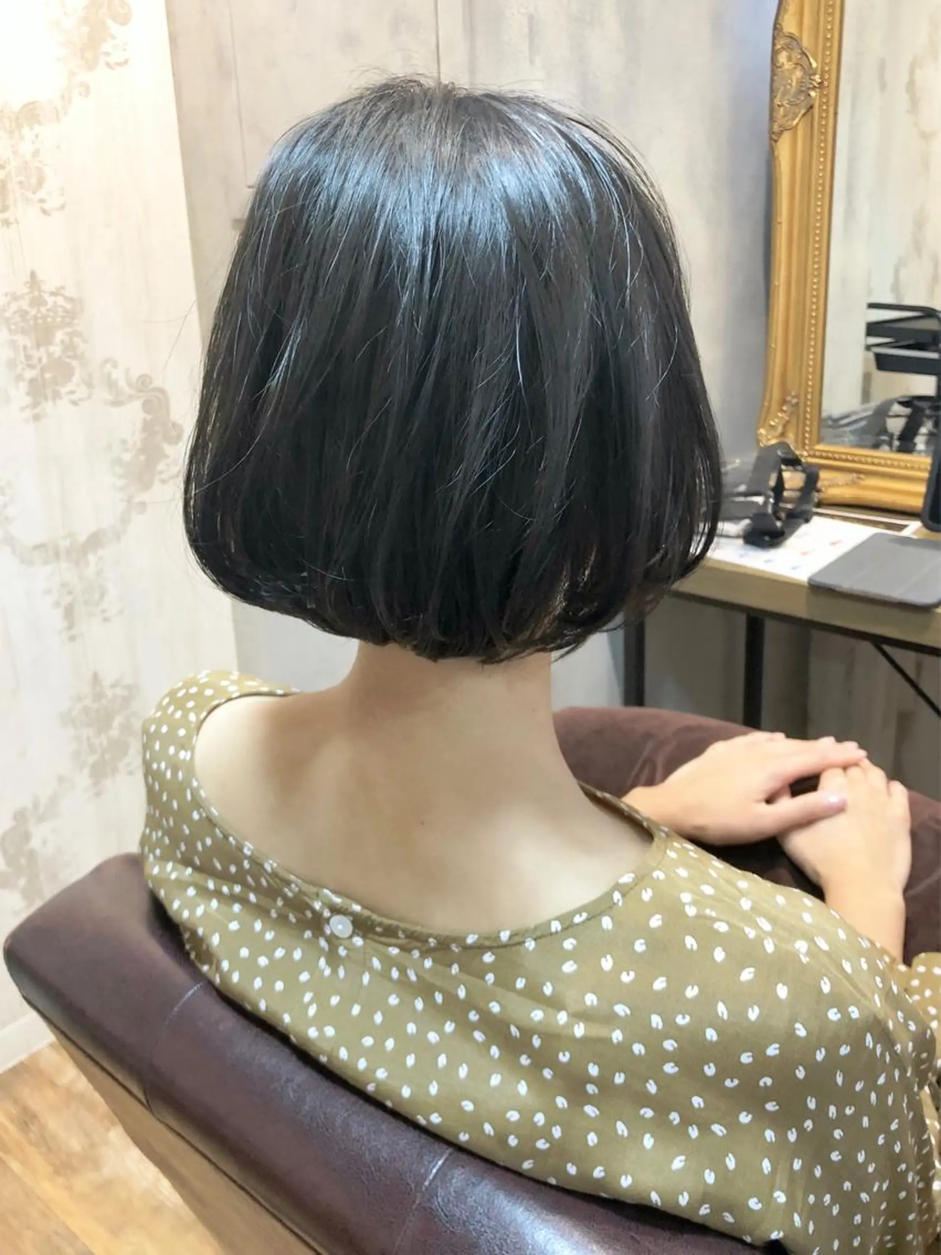 ショート カット ヘアカラー トリートメント 髪質改善くすみカラー 🍀/石川大輔のヘアスタイル