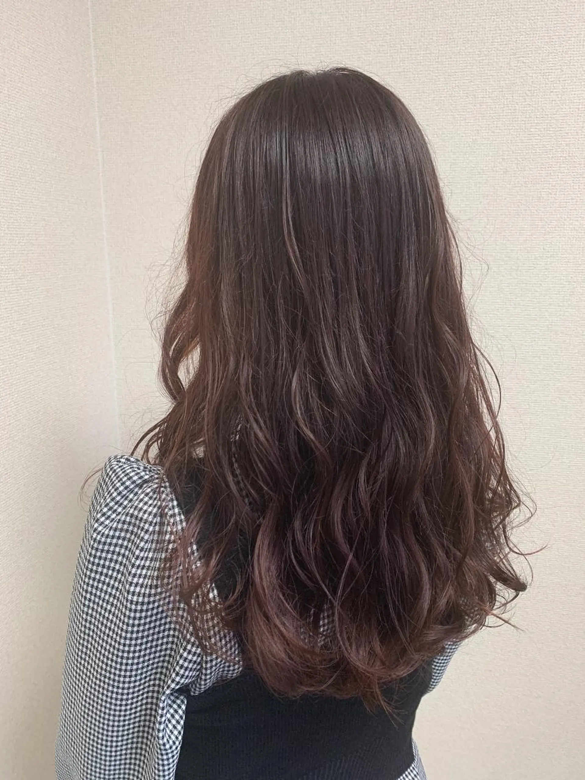 セミロング ピンクブラウン 髪質改善お任せ ください♪ひとみのヘアスタイル