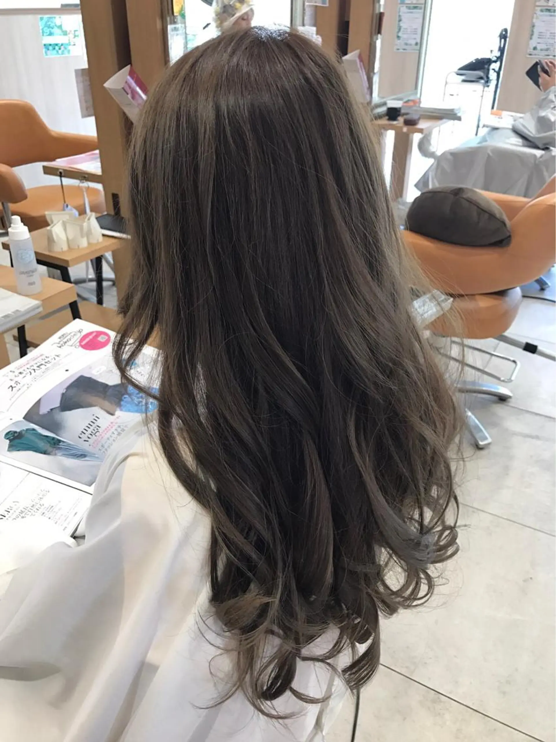 カラー 藤井 ひろとのヘアスタイル