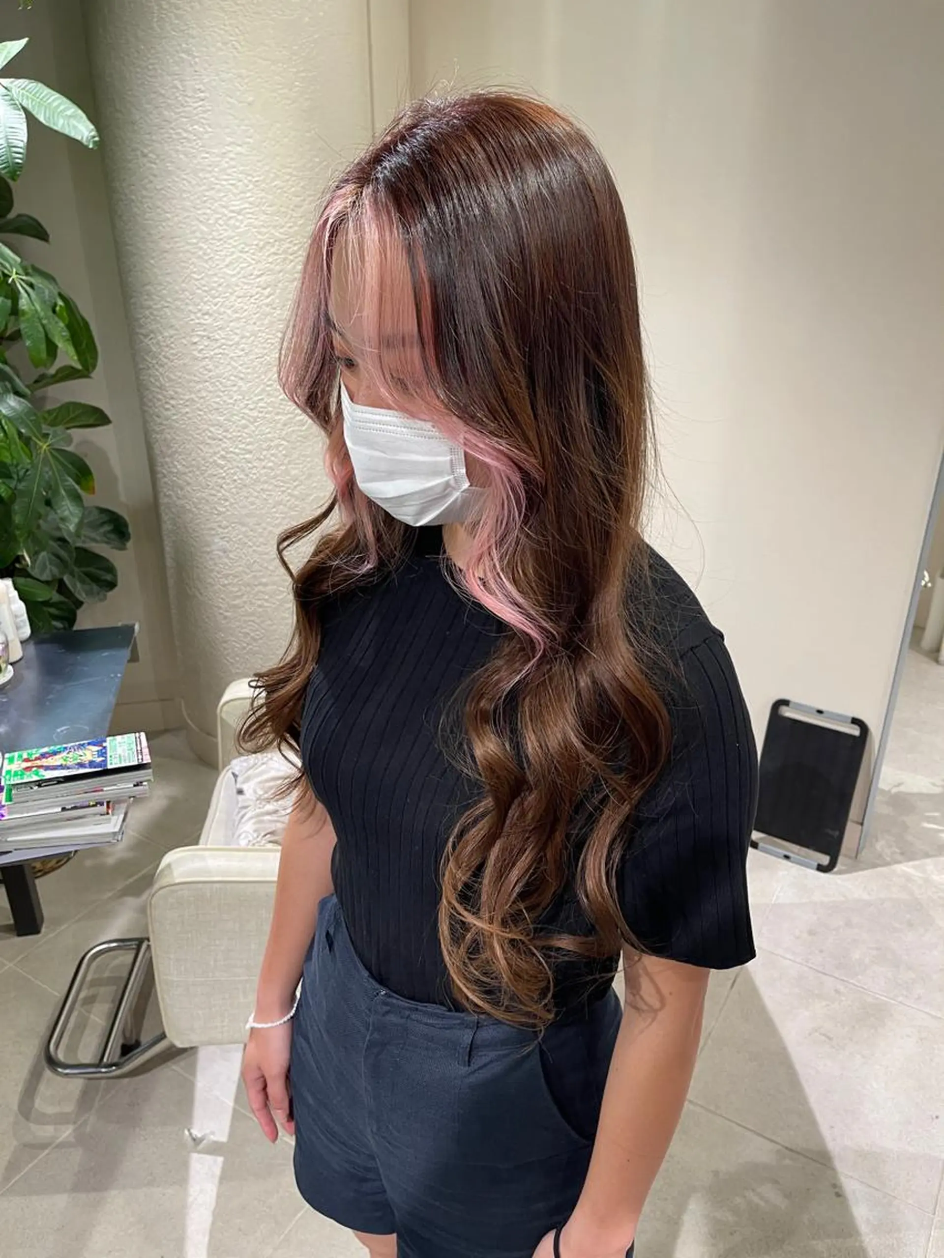 ロング カラー シールエクステ ブリーチ ケアブリーチ デザインカラー ハイトーンカラー ヘアカラー 渋谷🤍ハイトーン、 エクステ🤍アミルのヘアスタイル