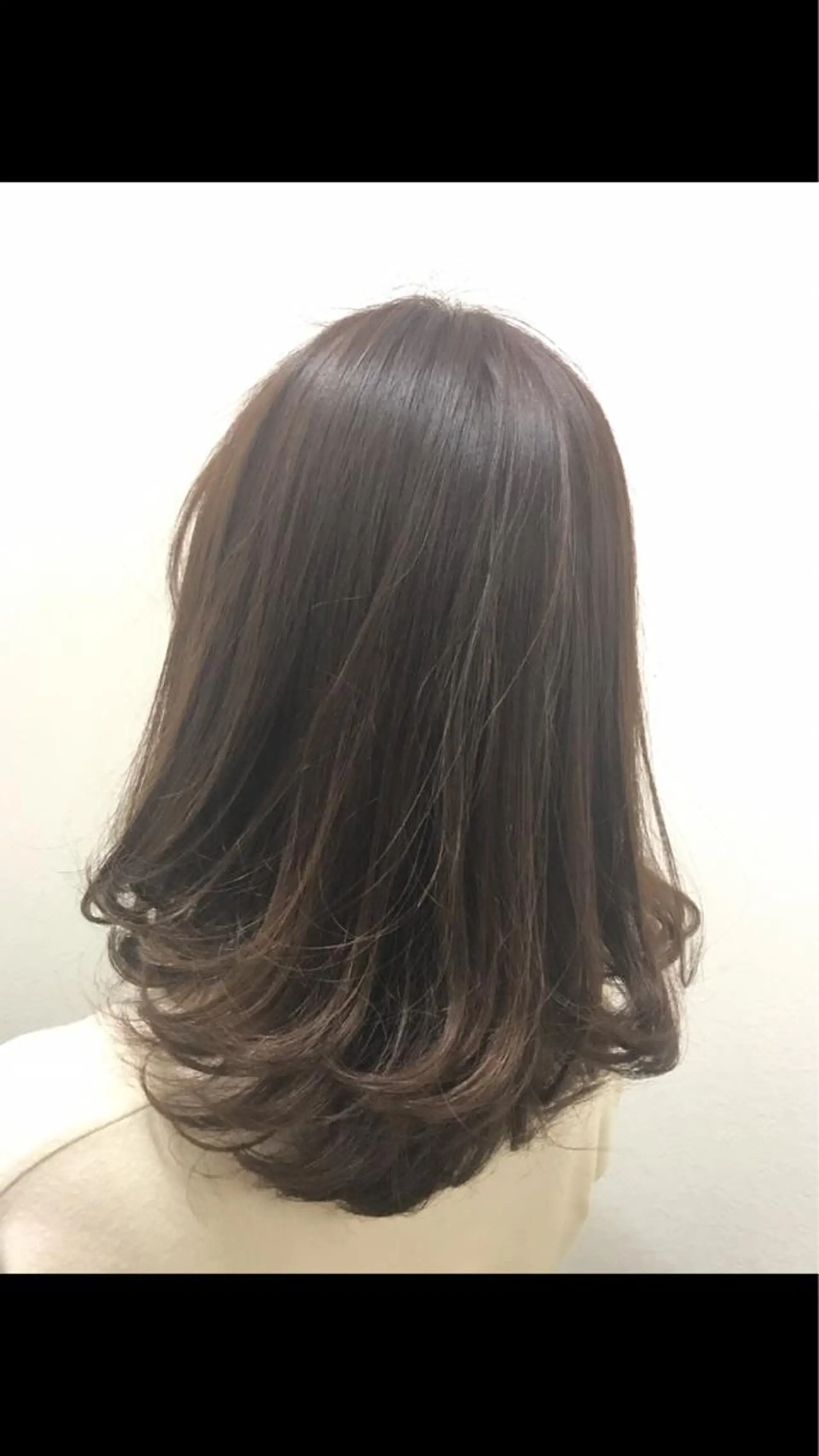 ミディアム カラー ヘアアレンジ アッシュ バイオレットカラー バイオレットアッシュ shi hoのヘアスタイル