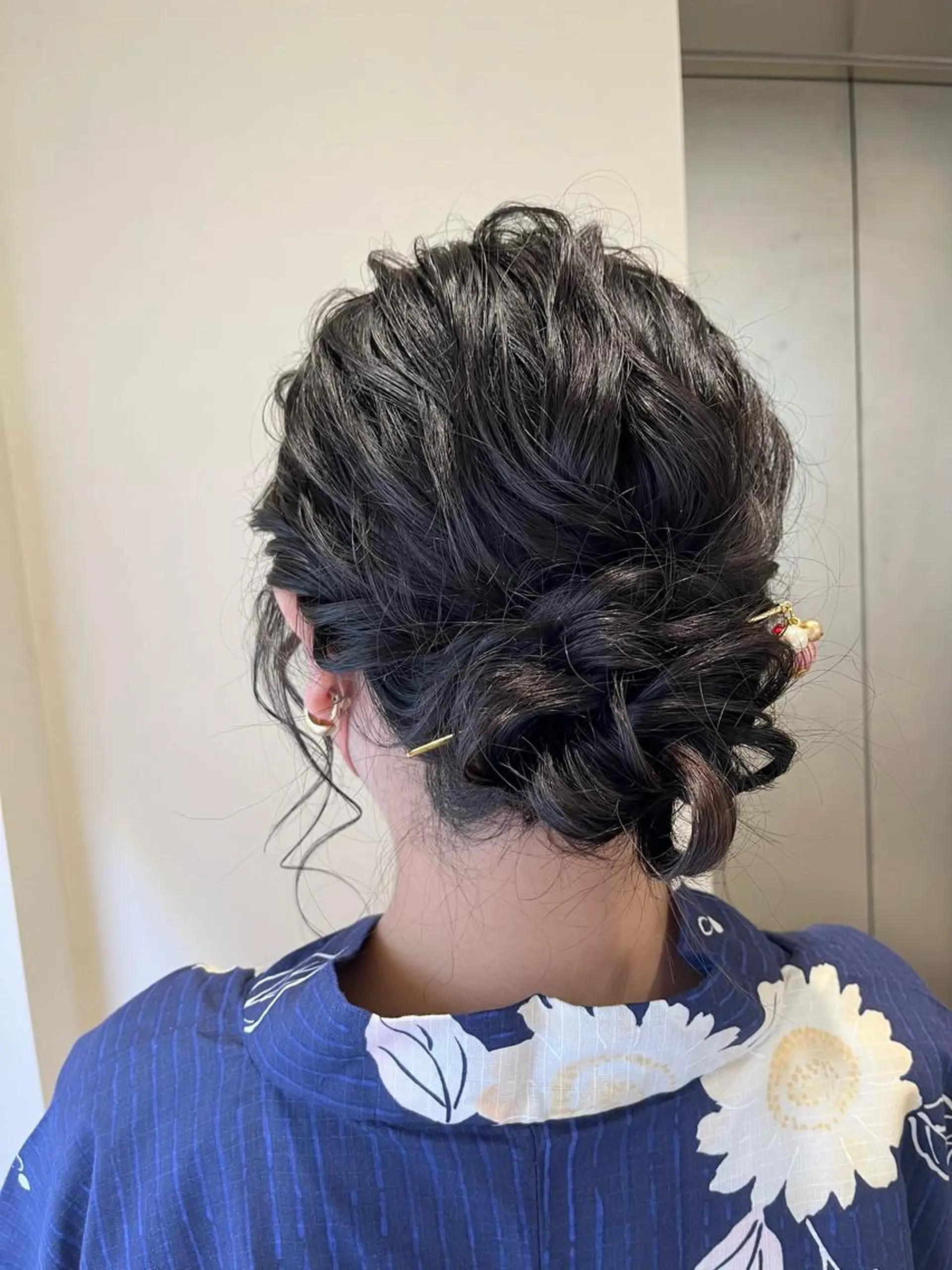 ミディアム カラー ヘアアレンジ サソウ ユリエ🥥のヘアスタイル