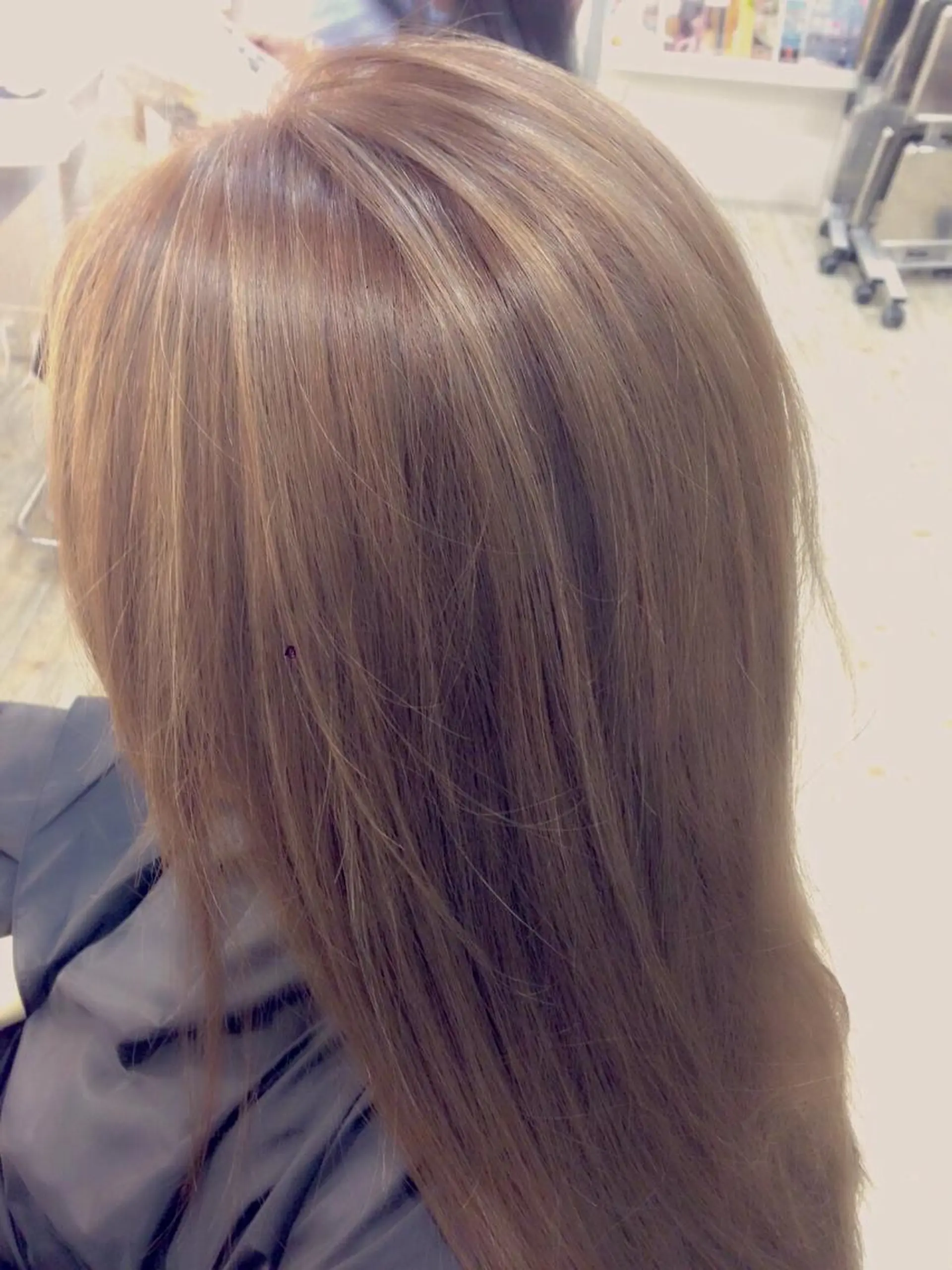 ロング カラー ハイライトカラー ハイライト 小倉 聖也のヘアスタイル