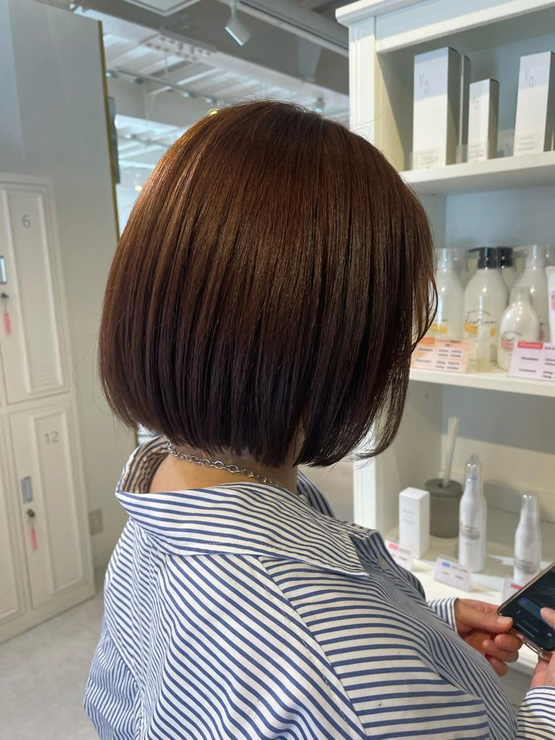 ショート カラー カット 和田 真依のヘアスタイル