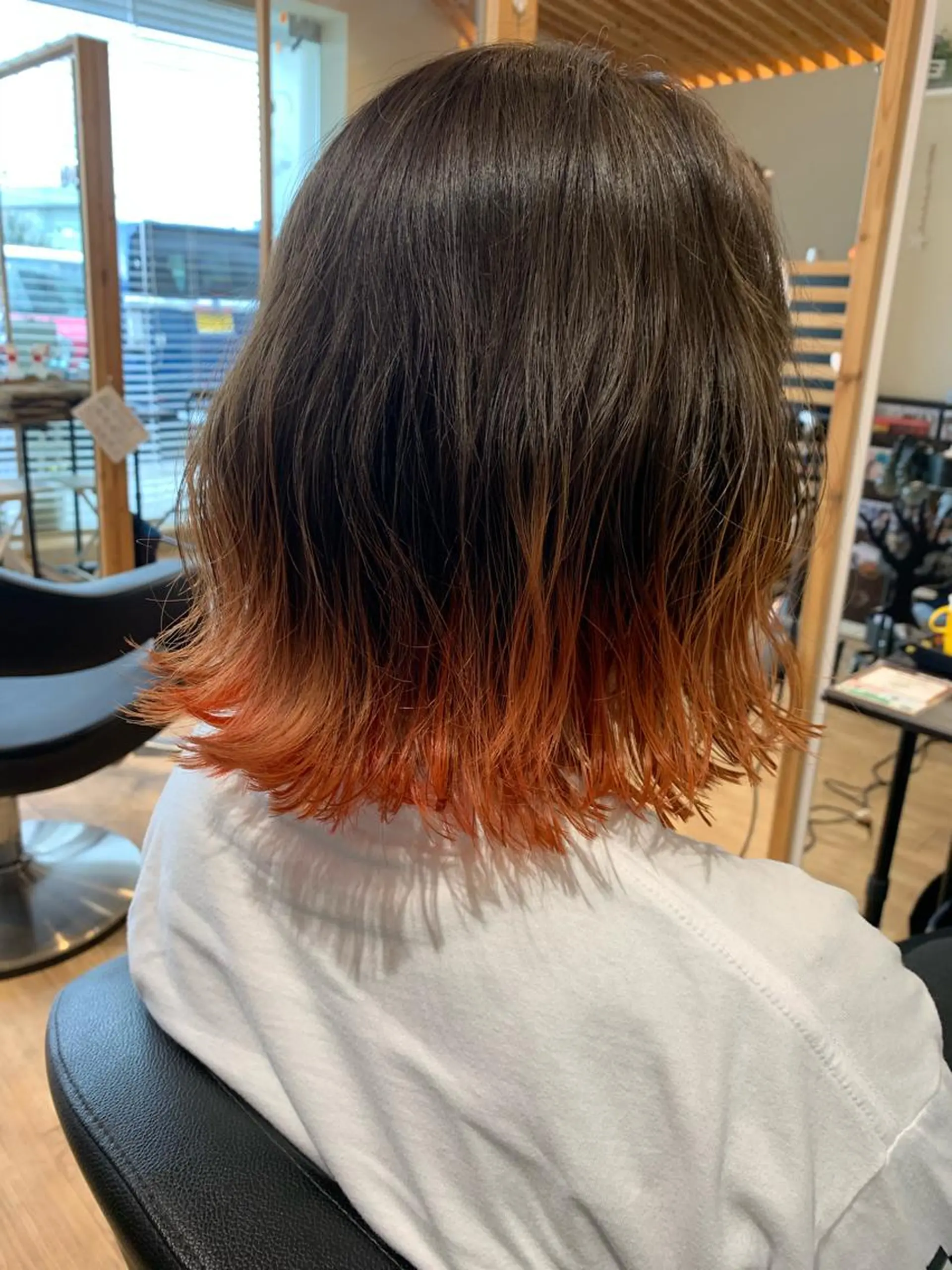 ショート カラー オレンジ ヘアカラー 大久保 隆蔵のヘアスタイル