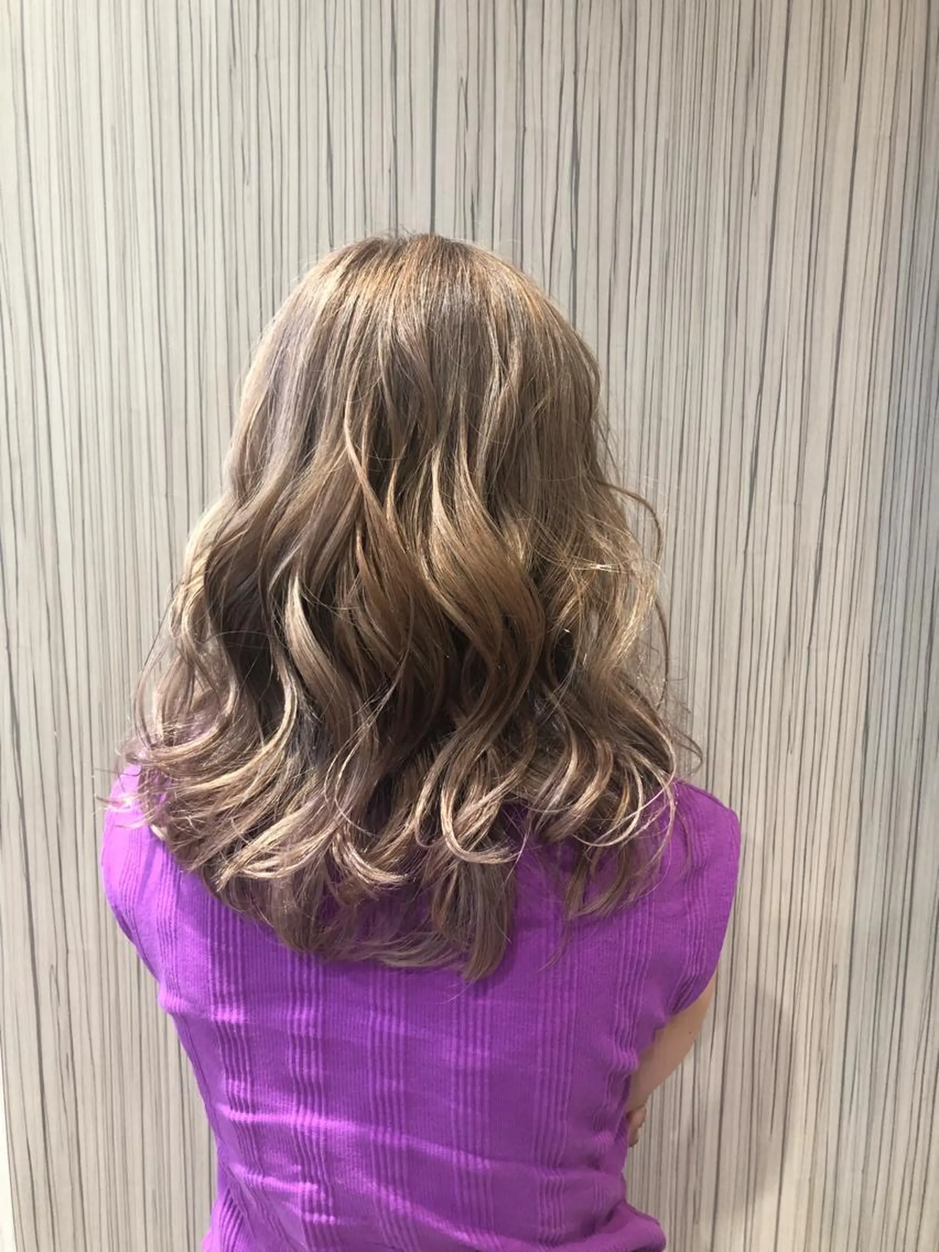 ミディアム カラー ヘアアレンジ 嶋田 ゆきのヘアスタイル