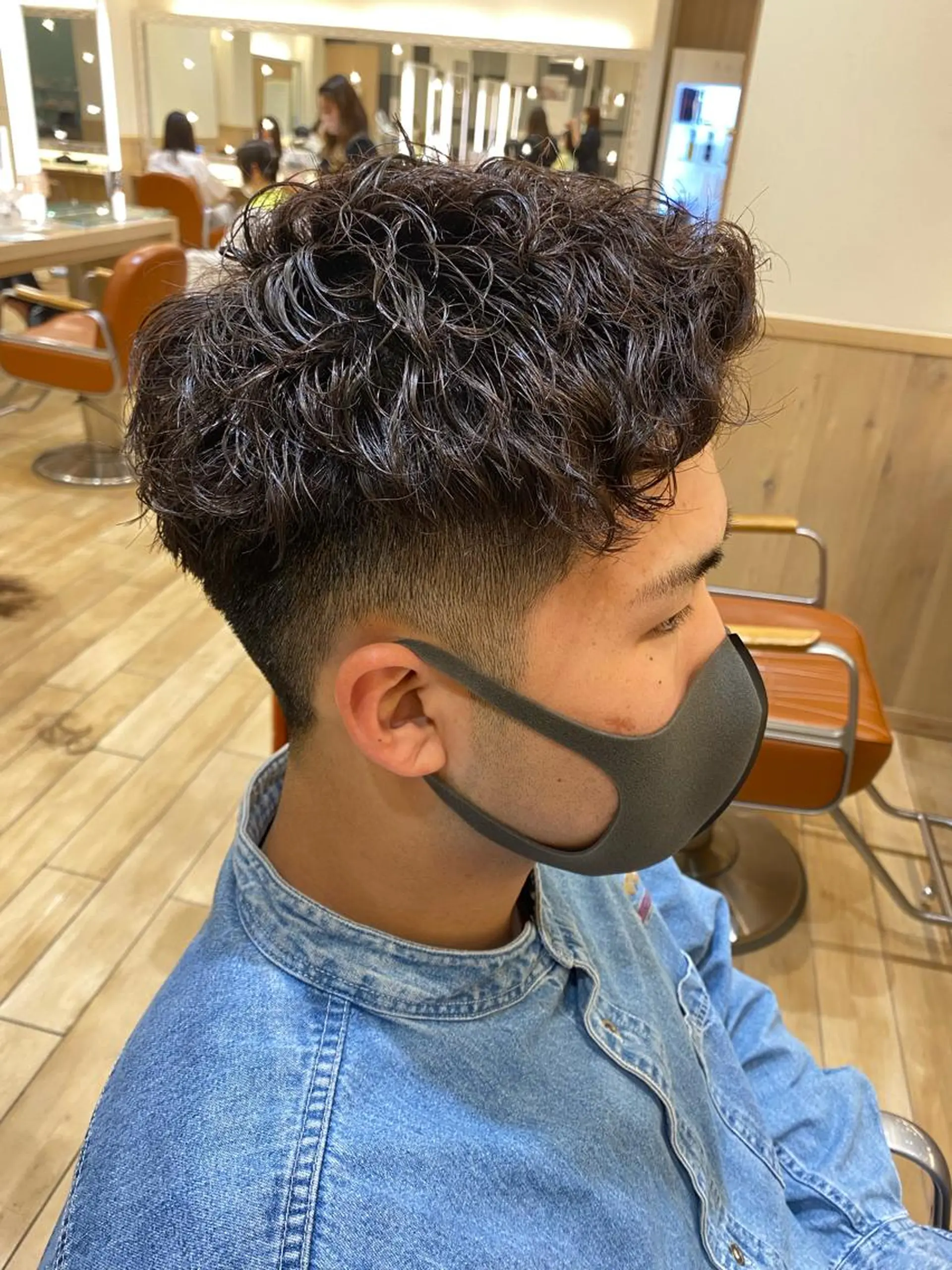 ショート 新宿メンズパーマ ヨモギダのヘアスタイル