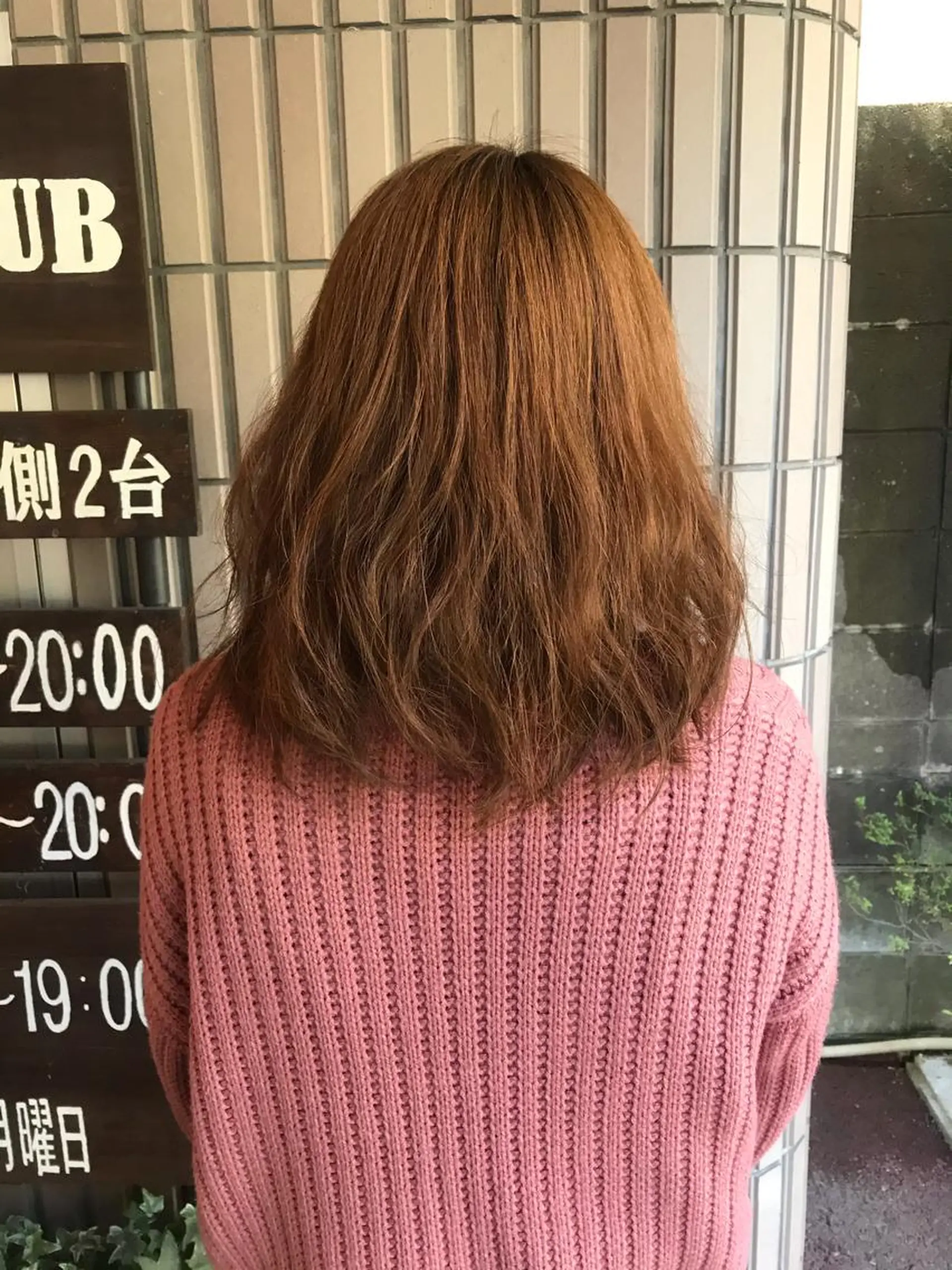 セミロング 時久 葵のヘアスタイル