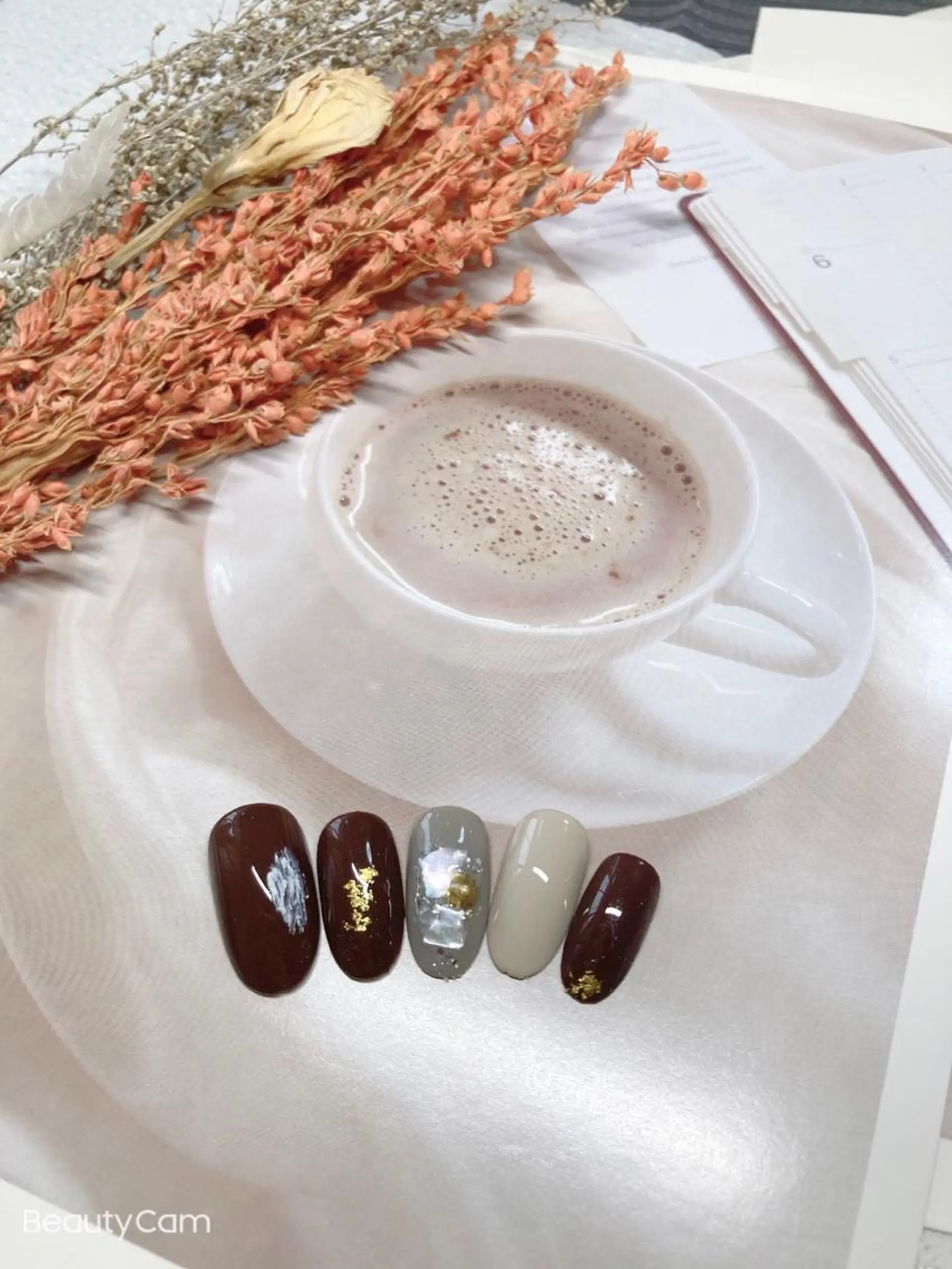 ネイル ewt miniのマツエク・マツパデザイン