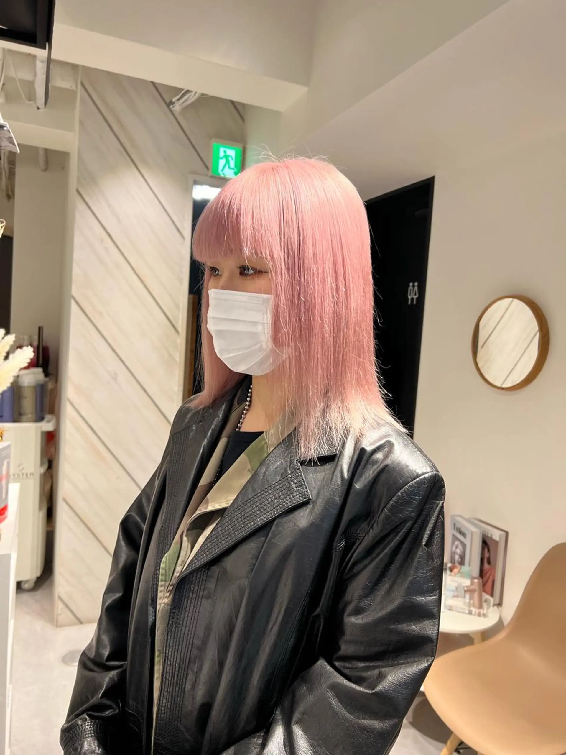 ミディアム デザイン🥇複雑履歴 ハイトーン特化のヘアスタイル