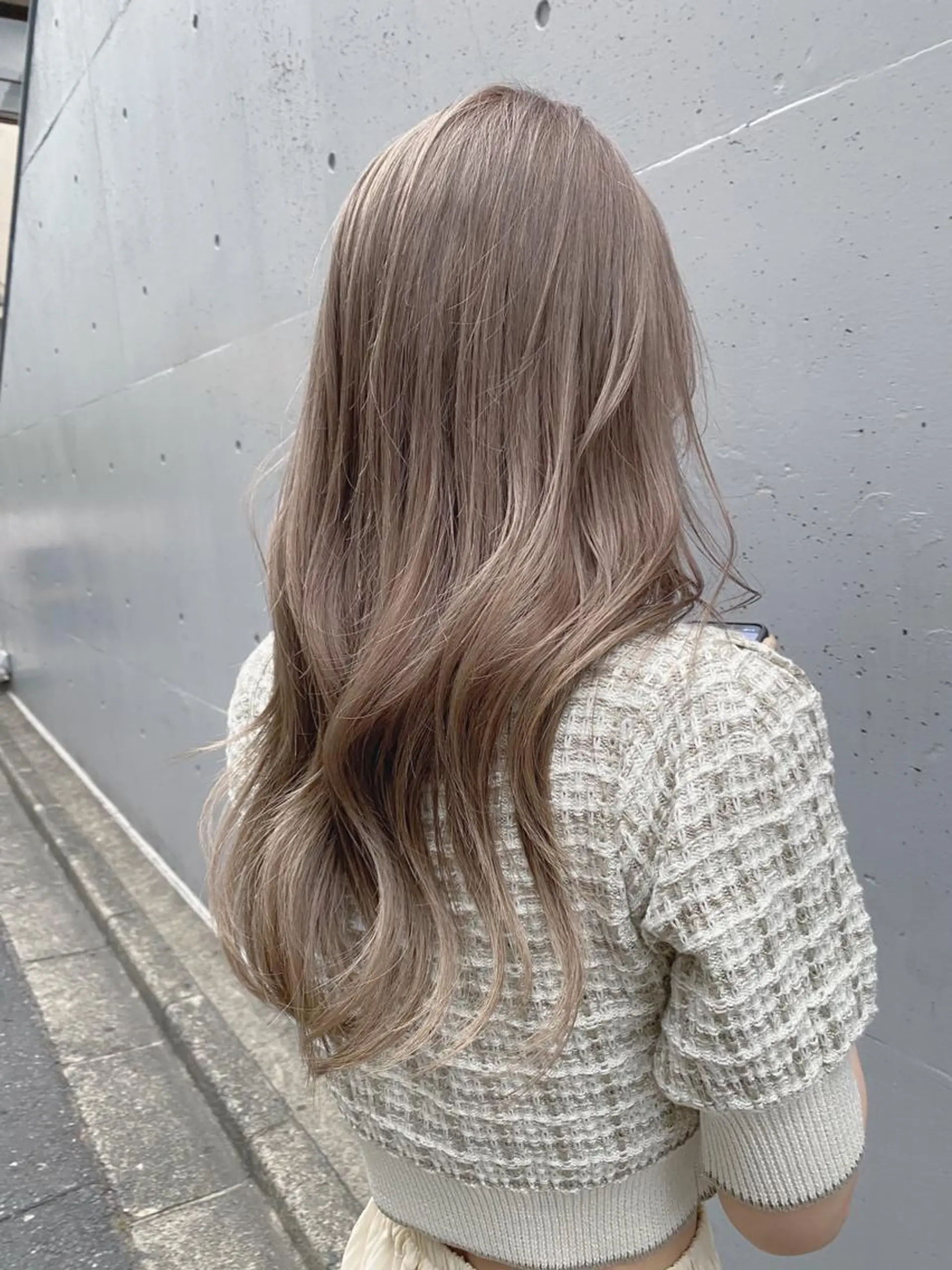 ロング カラー ヘアアレンジ Flamme Annaのヘアスタイル