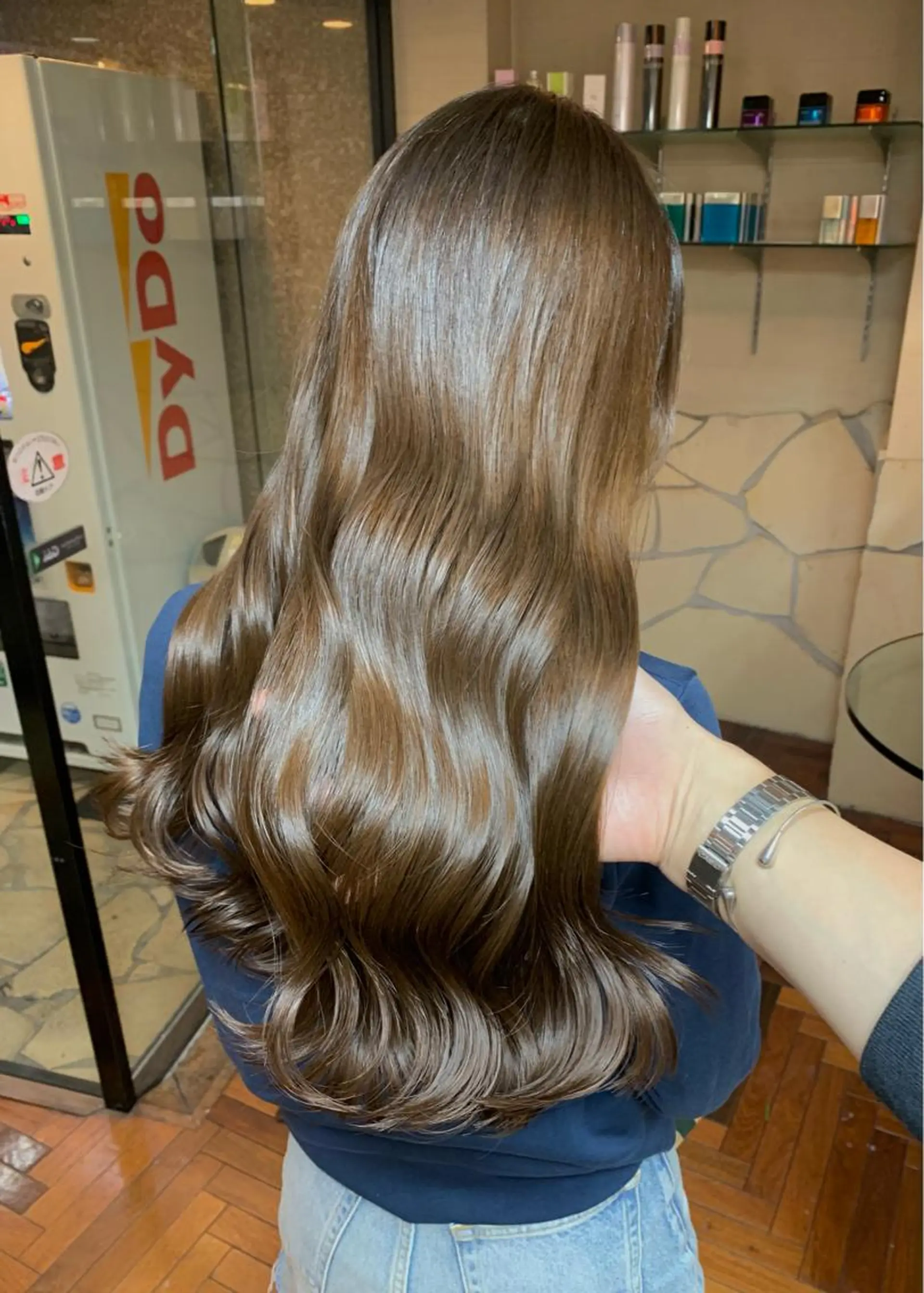 ロング カラー ベージュカラー ブリーチ ブリーチなしカラー カット ヘアカラー トリートメント 矢野 晃平のヘアスタイル