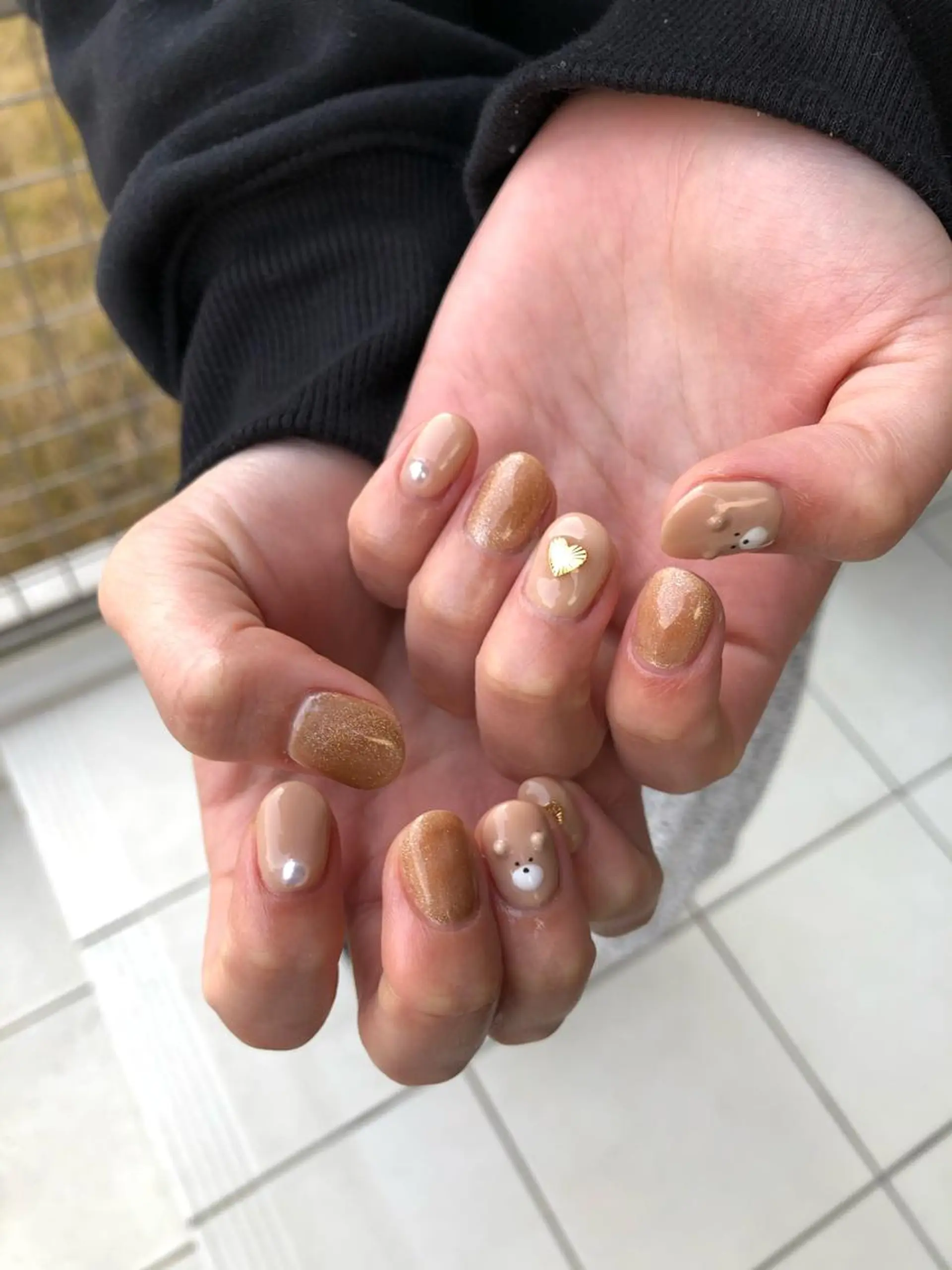 ネイル ハンドネイル émus nail Mamiのネイルデザイン