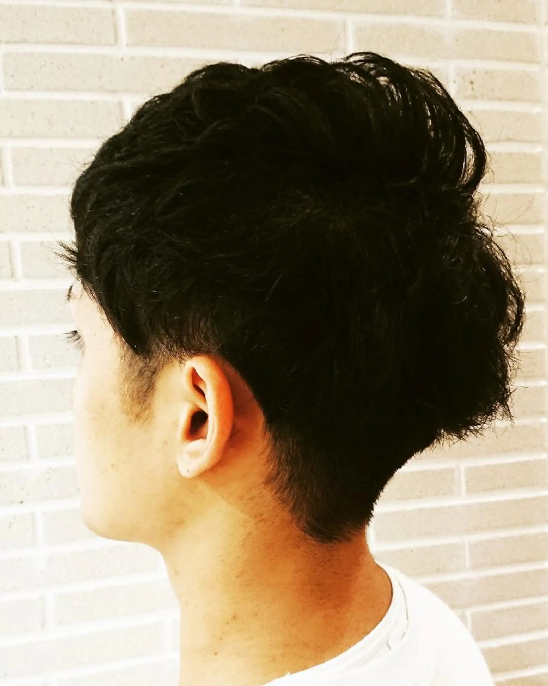 メンズ カット パーマ ブリーチ/ヘアケア/ 艶髪/イギチハルのヘアスタイル