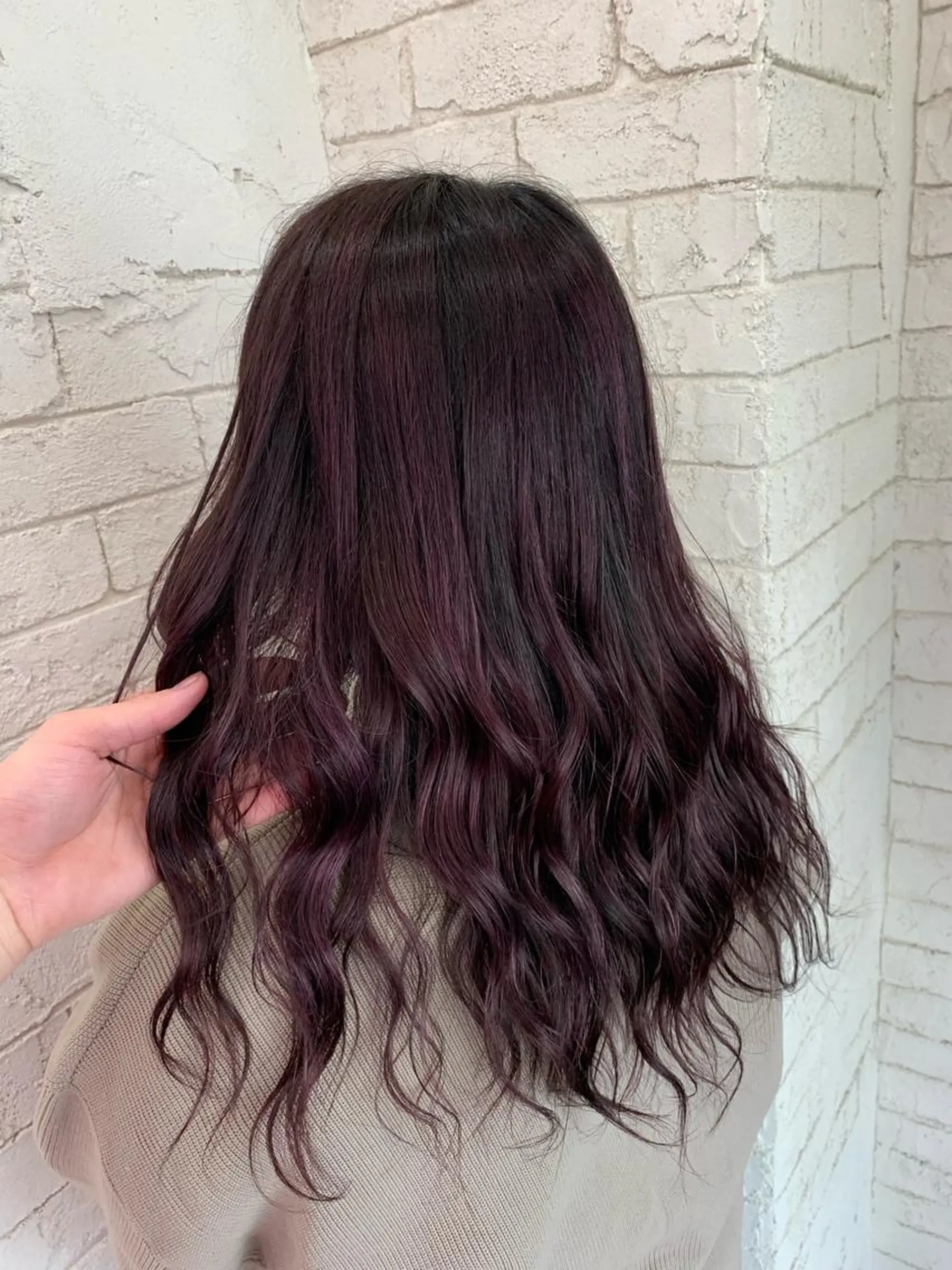 セミロング 🦄ハイトーンカラー 🦄まるおしょうのヘアスタイル