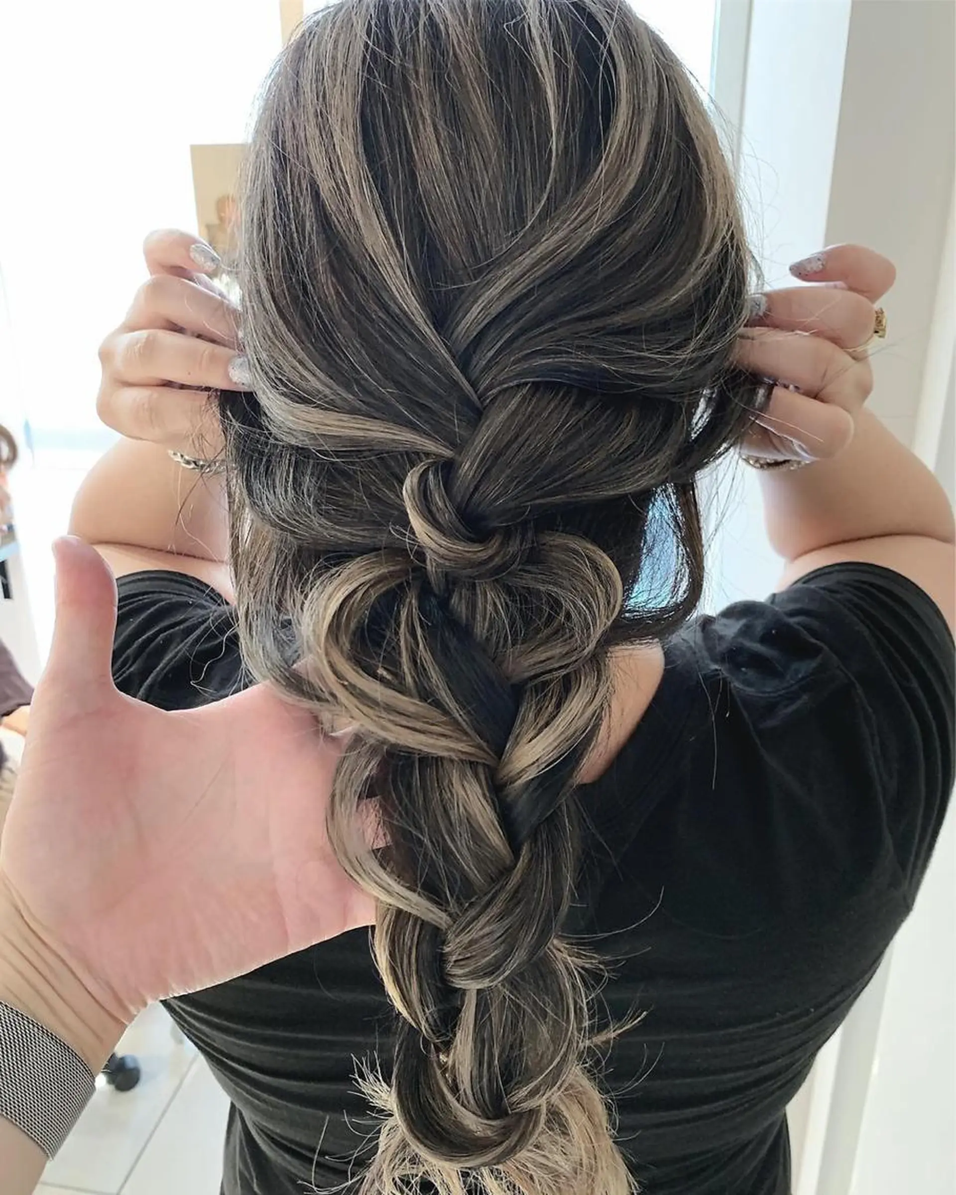 ロング カラー ヘアアレンジ 阿部 圭悟のヘアスタイル