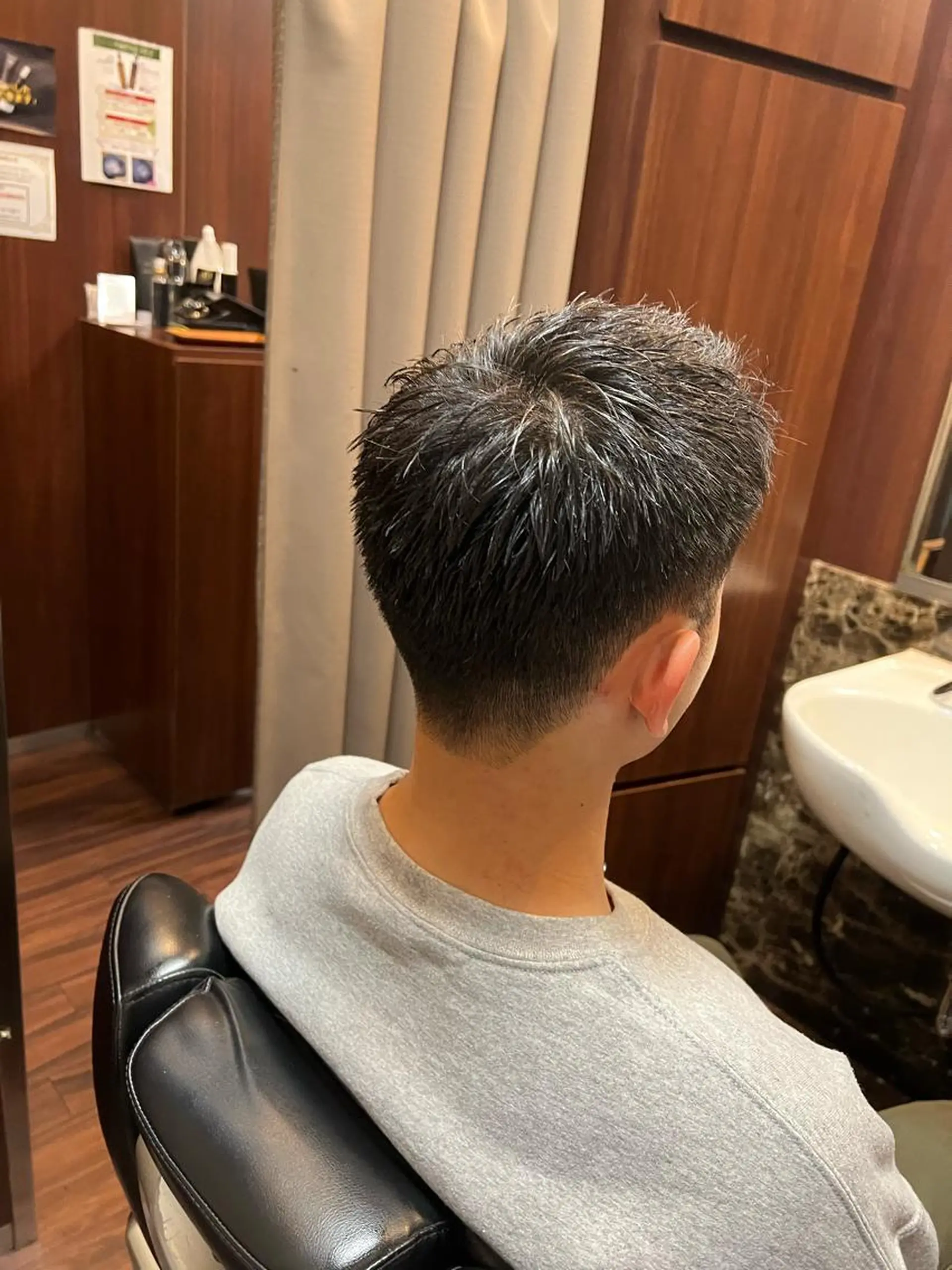 ショート 吉田 一希のヘアスタイル
