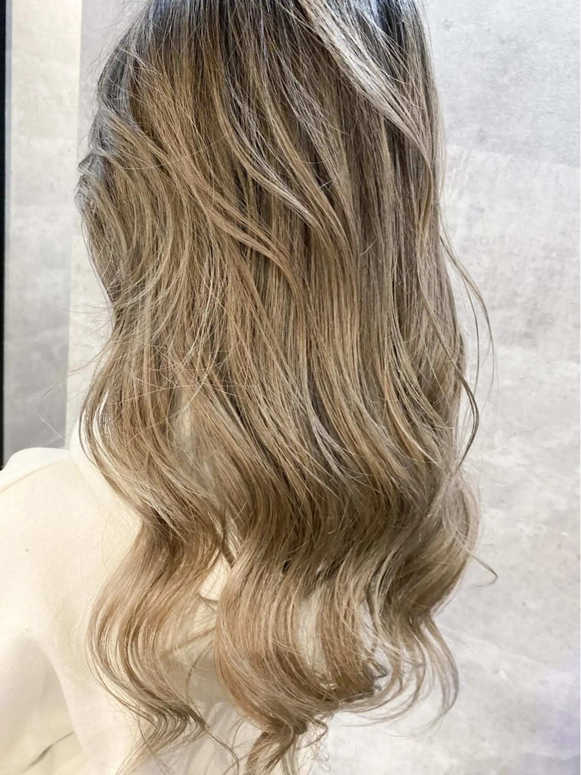 ロング カット ヘアカラー トリートメント Bear(ベア)所属・KYOKO 【Bear】のヘアスタイル