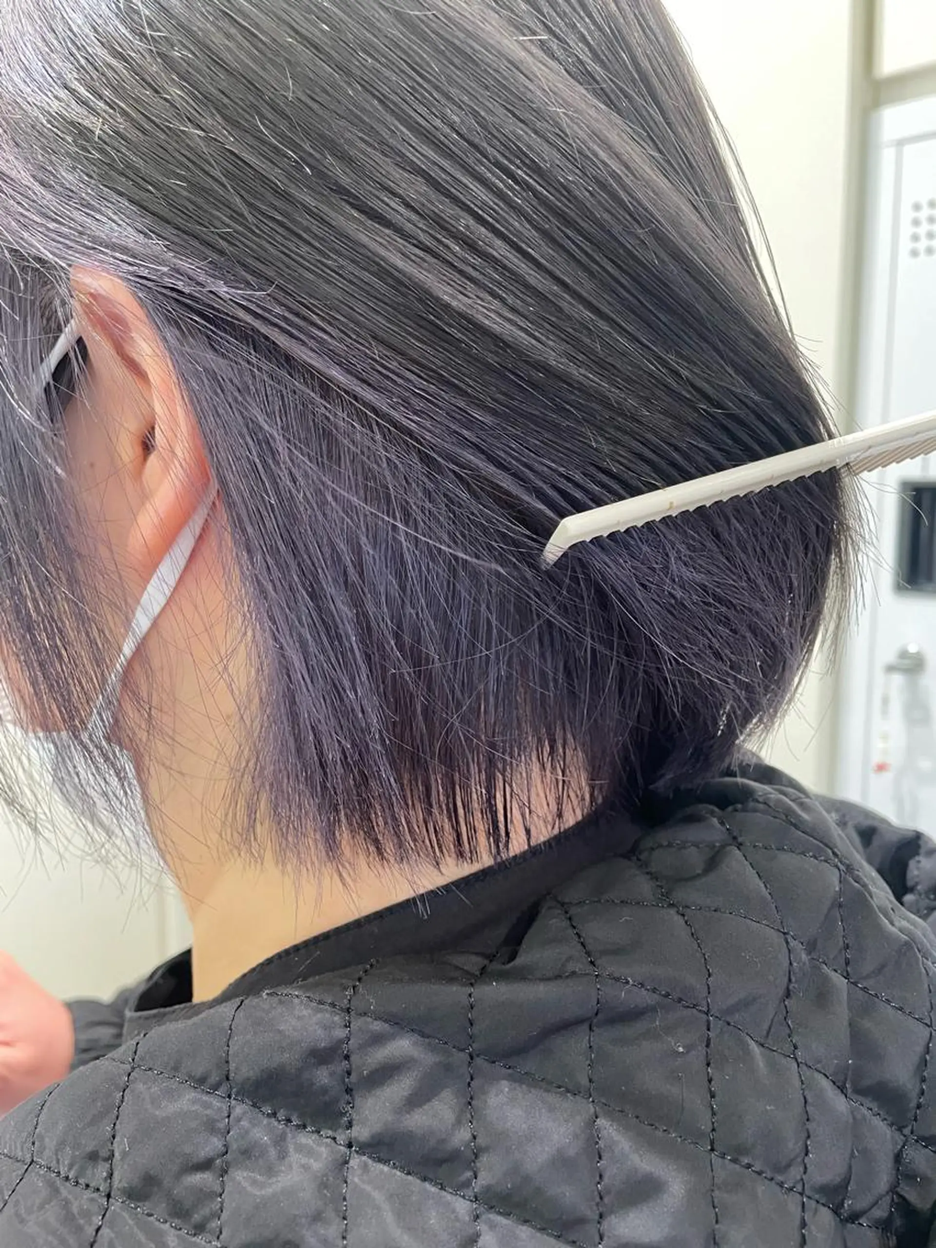 ショート カラー ブリーチ ブルーカラー ブルーバイオレット ダークグレー バイオレットカラー ボブ/インナーカラー /眉毛/Miyuのヘアスタイル