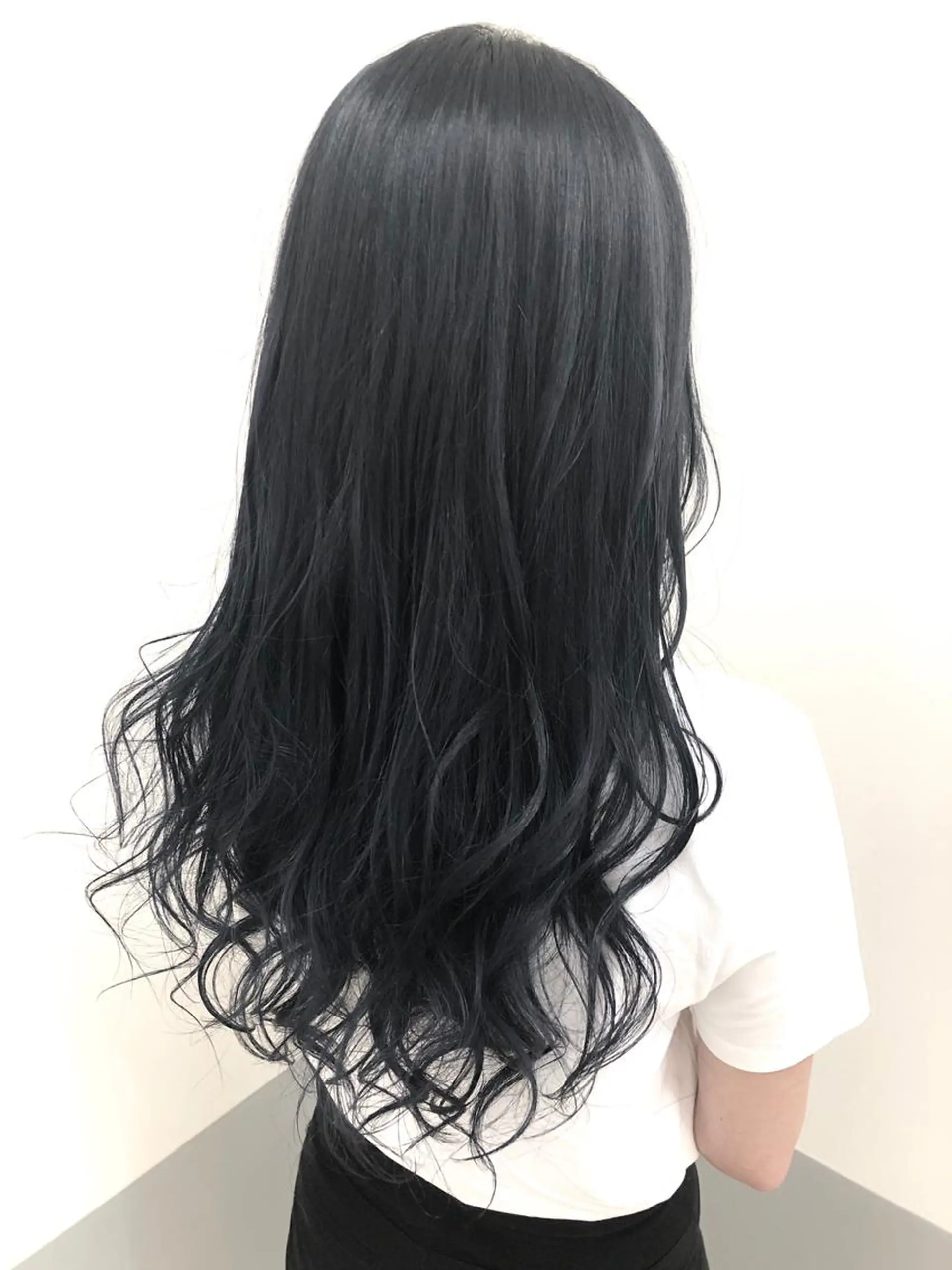 ロング カラー OFF YUYAのヘアスタイル