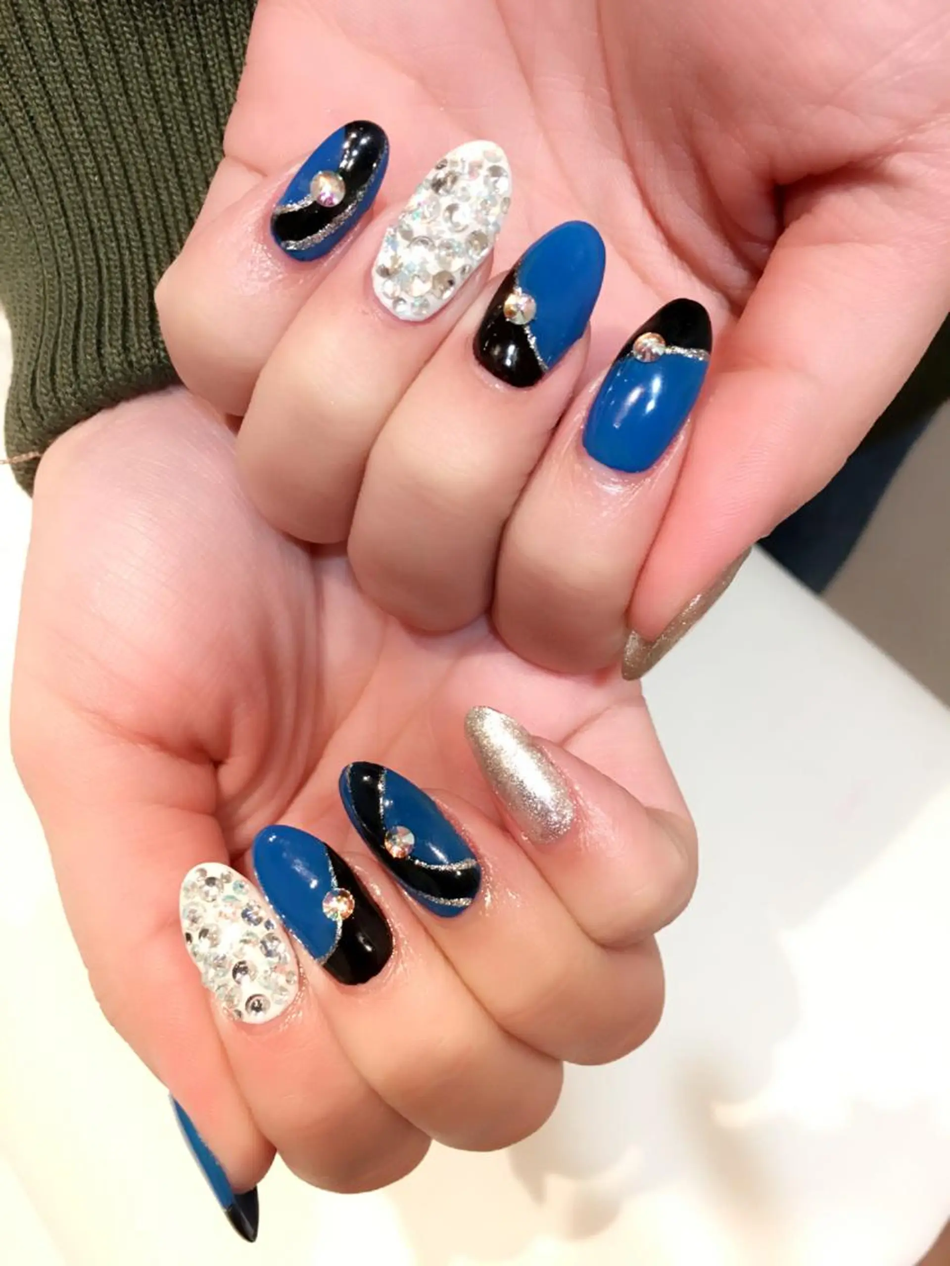 ネイル 華~Hana~所属・シェービング＆ ネイル華~Hana~のネイルデザイン