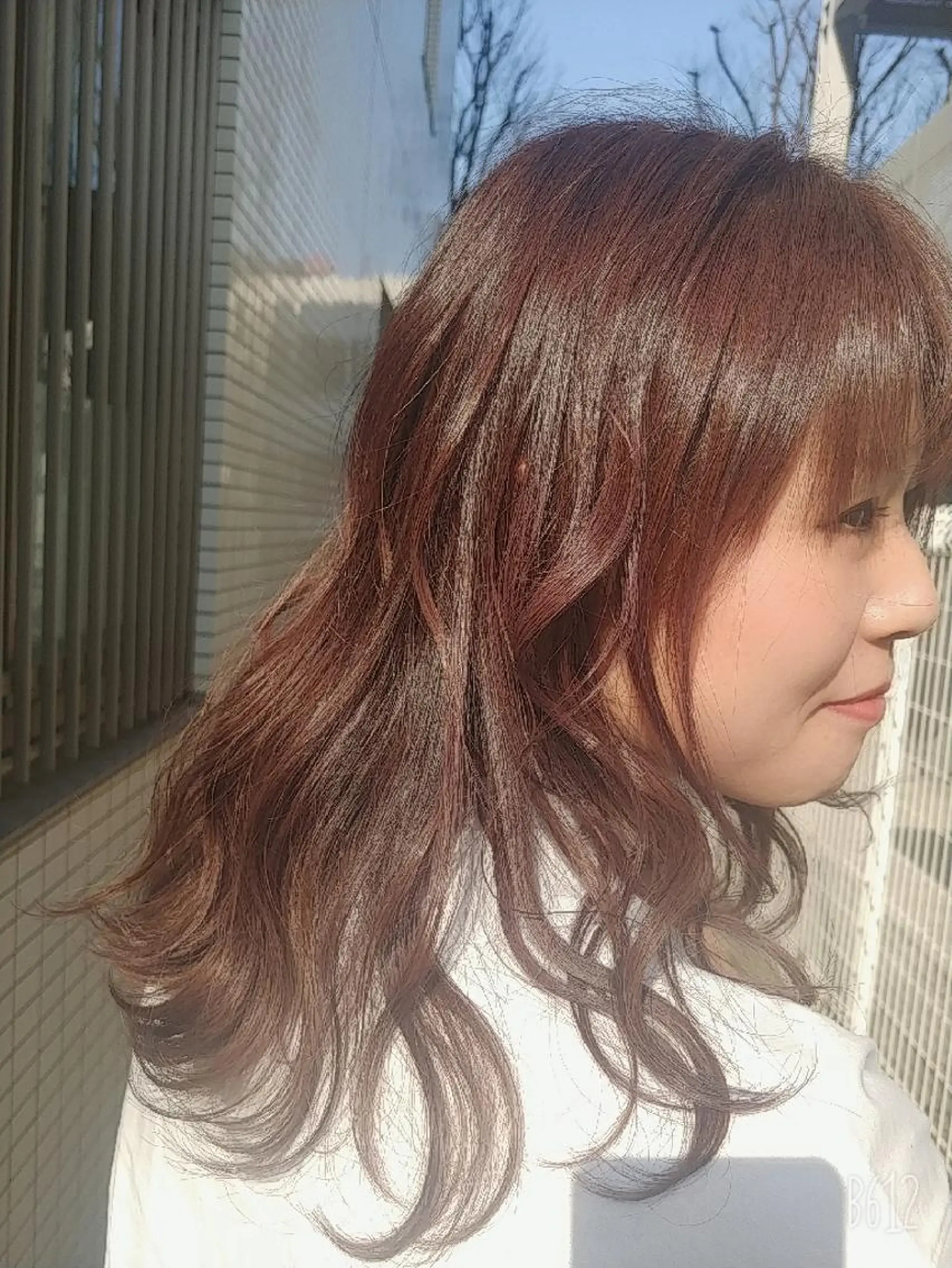 セミロング カラー 透明感カラー ピンクカラー バイオレットカラー 池田 恵久美のヘアスタイル