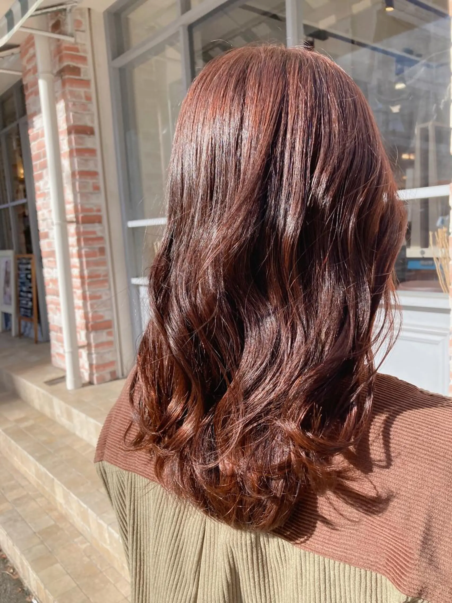 セミロング カラー ブラウンカラー 🫧透明感イルミナ カラー🫧三浦菜々子のヘアスタイル