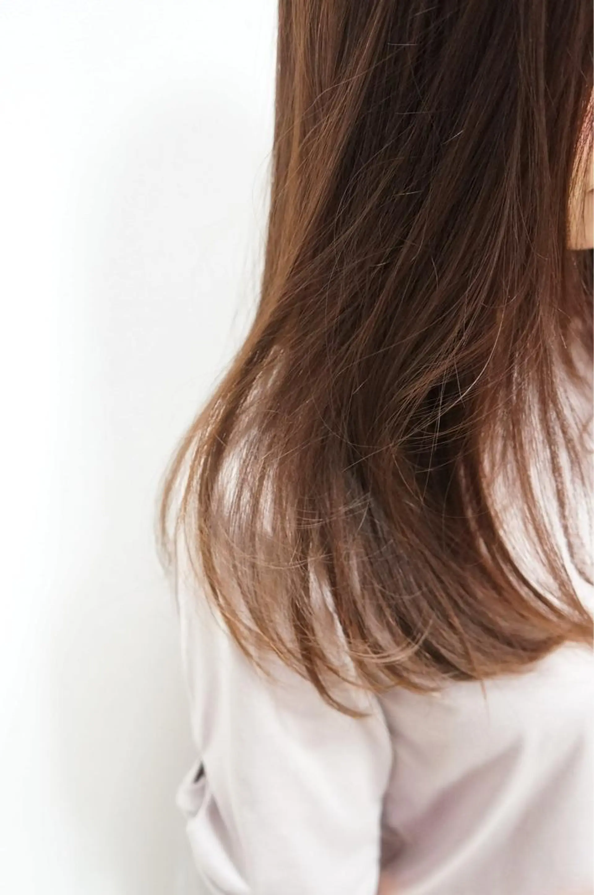 セミロング アッシュ 丹下 鐘太郎のヘアスタイル