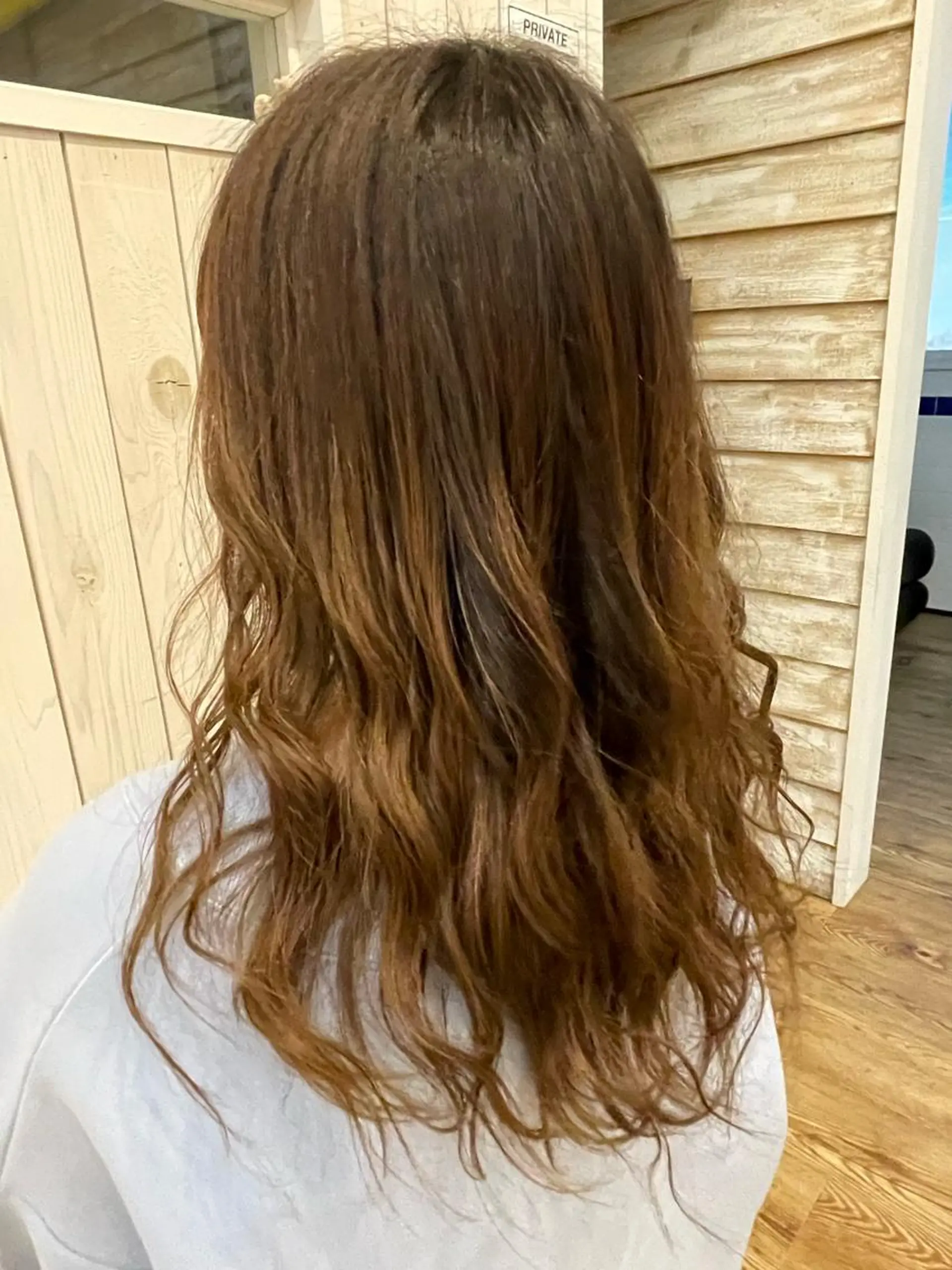 カラー ボブ、レイヤー、 ハイトーン、古淵のヘアスタイル