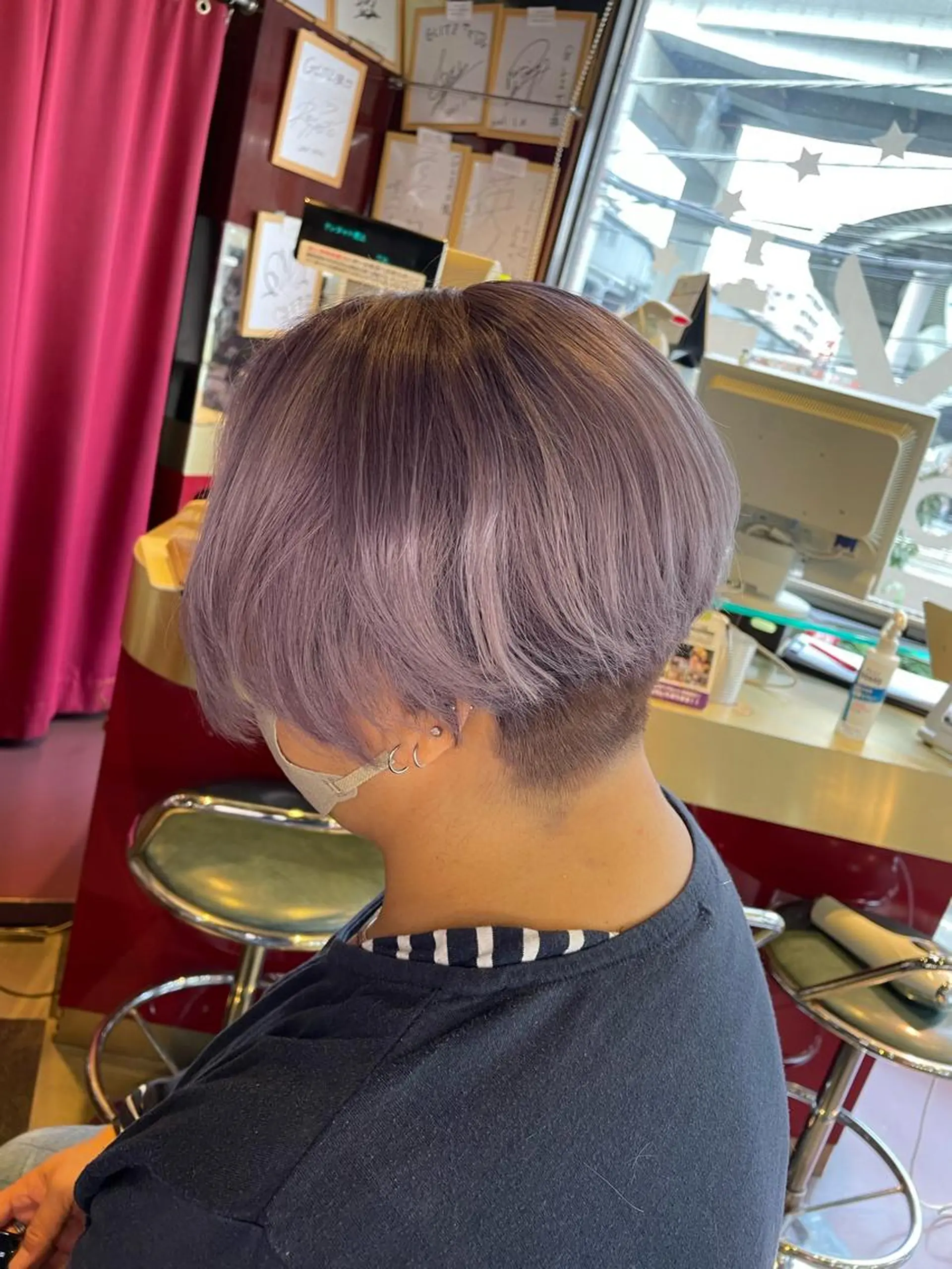 ショート カラー ダブルカラー ラベンダーカラー 👑派手髪/カット 👑ANRYのヘアスタイル