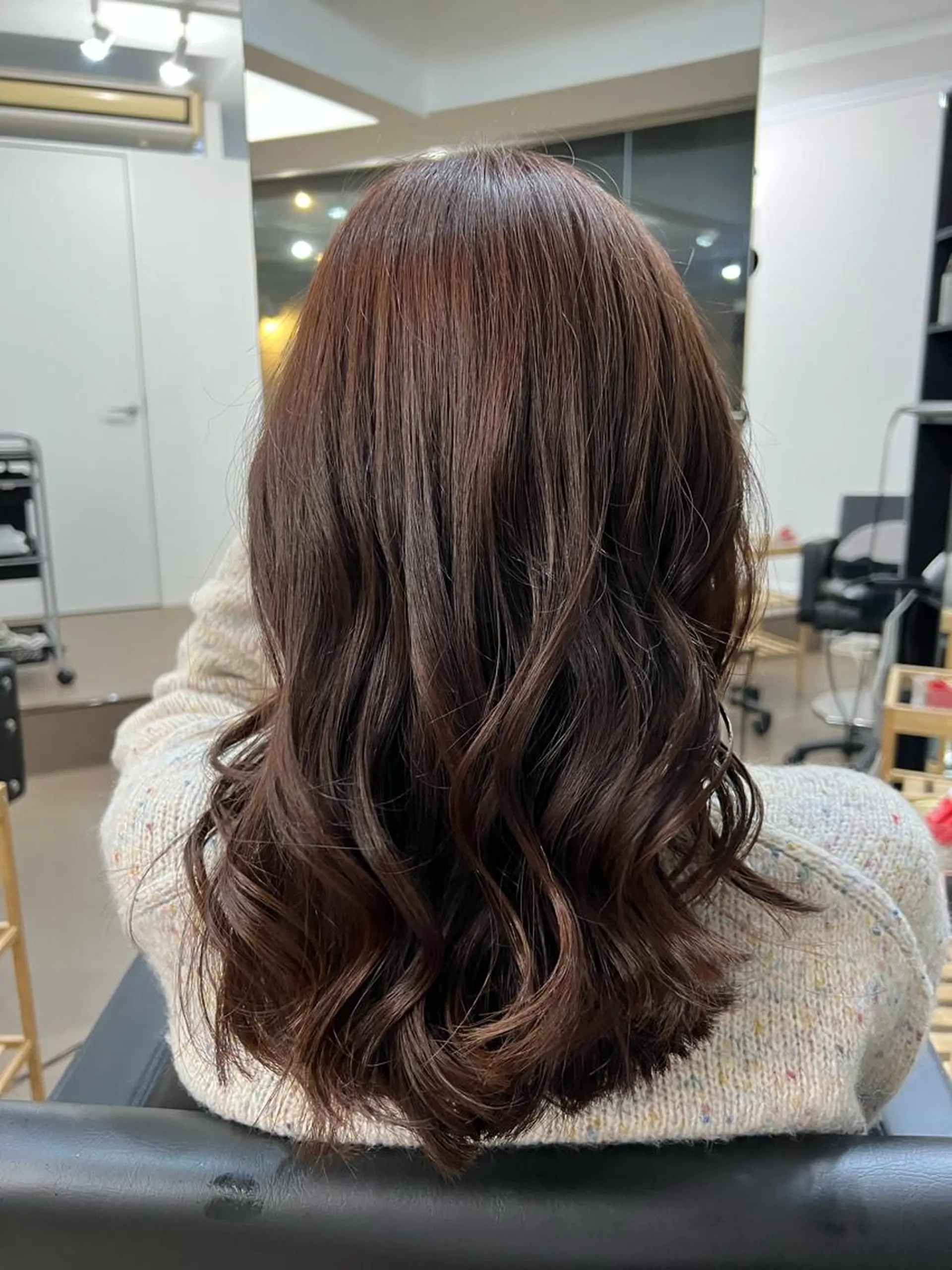 セミロング カラー ブリーチ ケアブリーチ ダブルカラー イヤリングカラー ハイライトカラー 神戸ボブ✂️ ioe三宮/田 伸佳のヘアスタイル